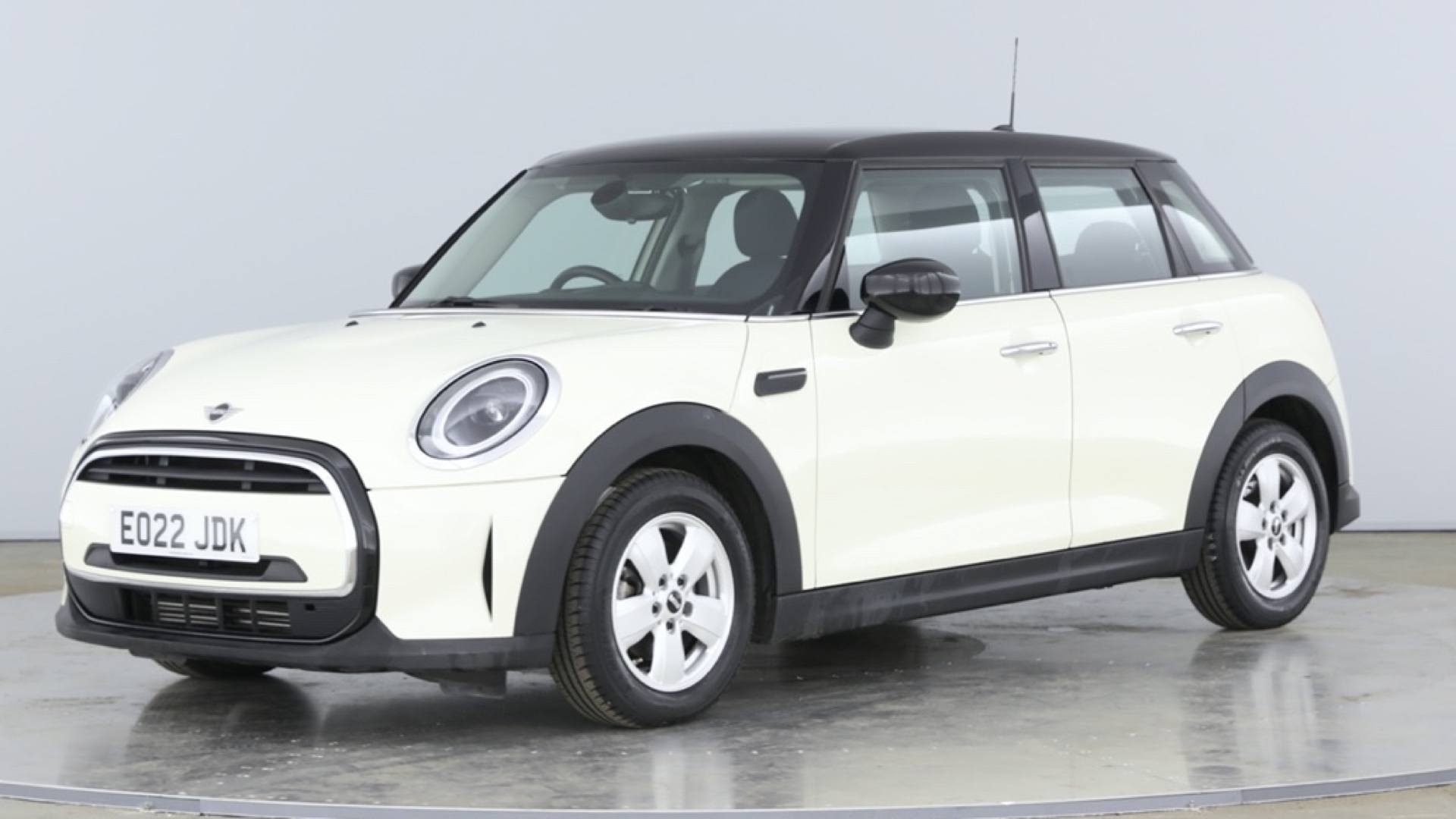 5 Door 1.5 Cooper Classic Comfort Pack