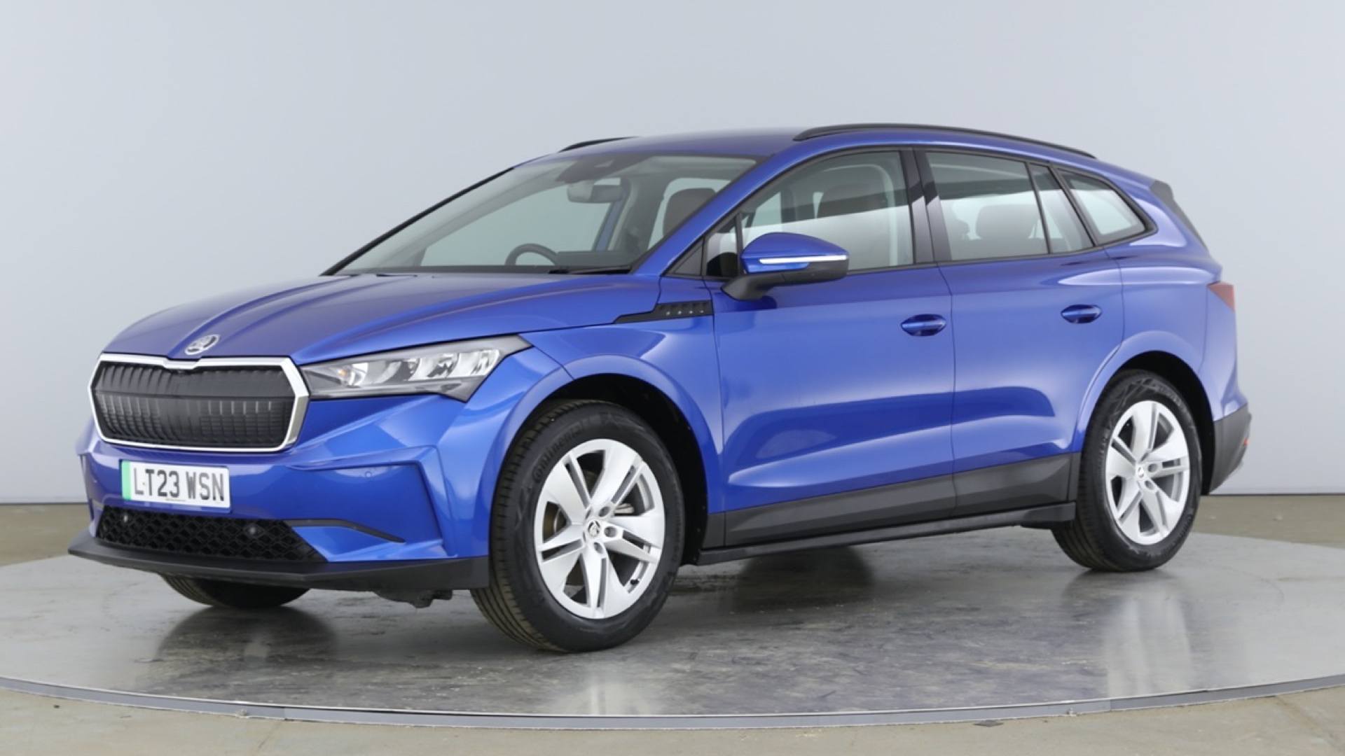 62kWh 132kW ecoSUITE 60 120kW Auto