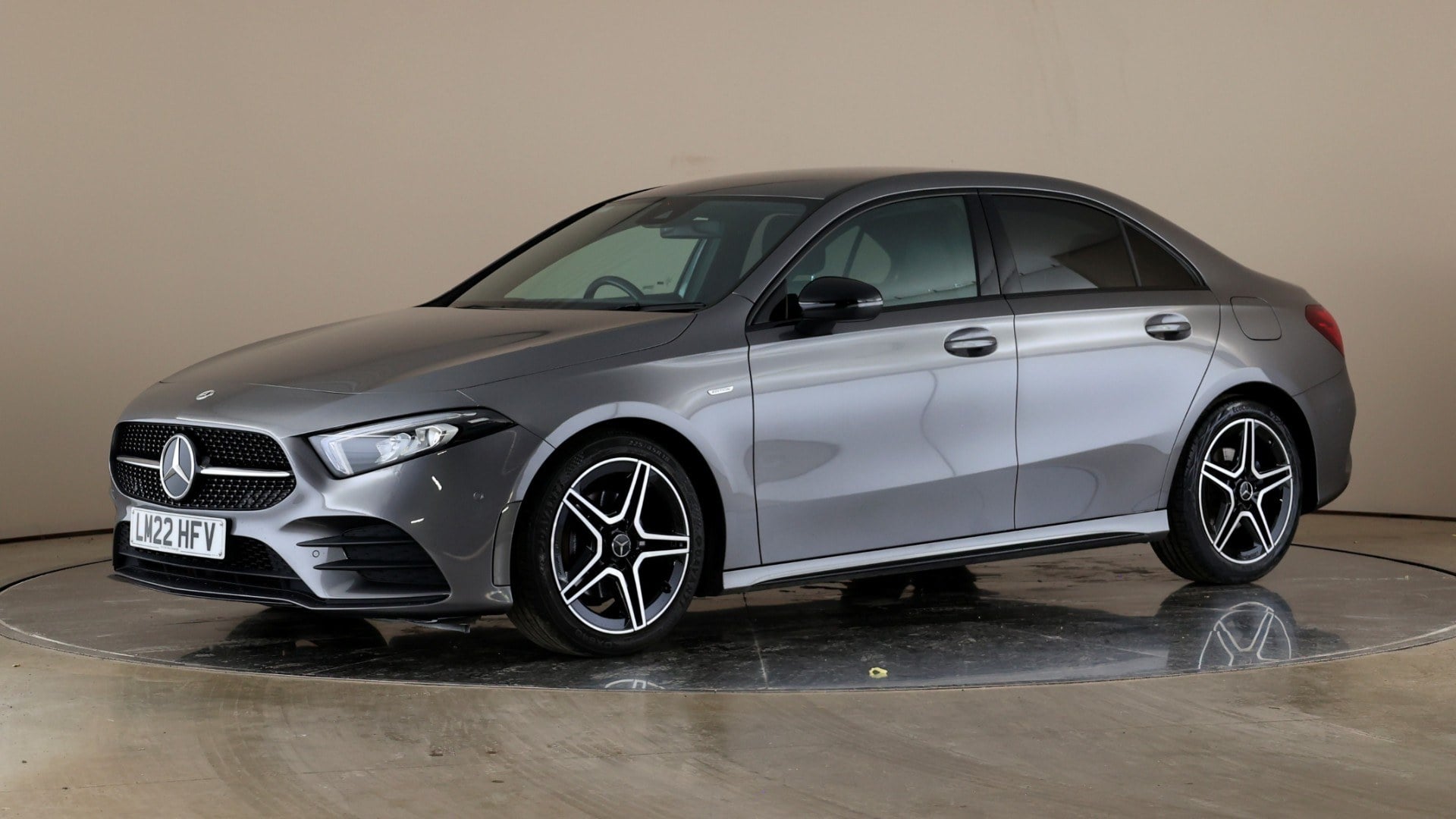 A200 4 Door 1.3 AMG Line Executive Edition Auto