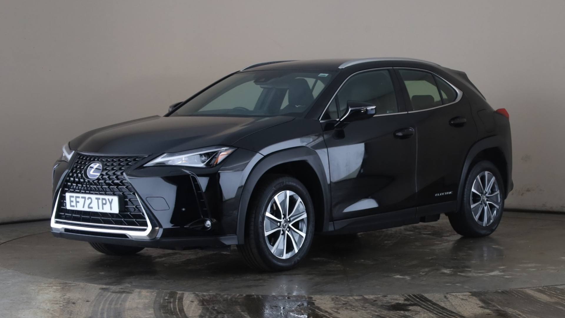 UX ELECTRIC HATCHBACK 300e 150kW 54.3 kWh 5dr E-CVT