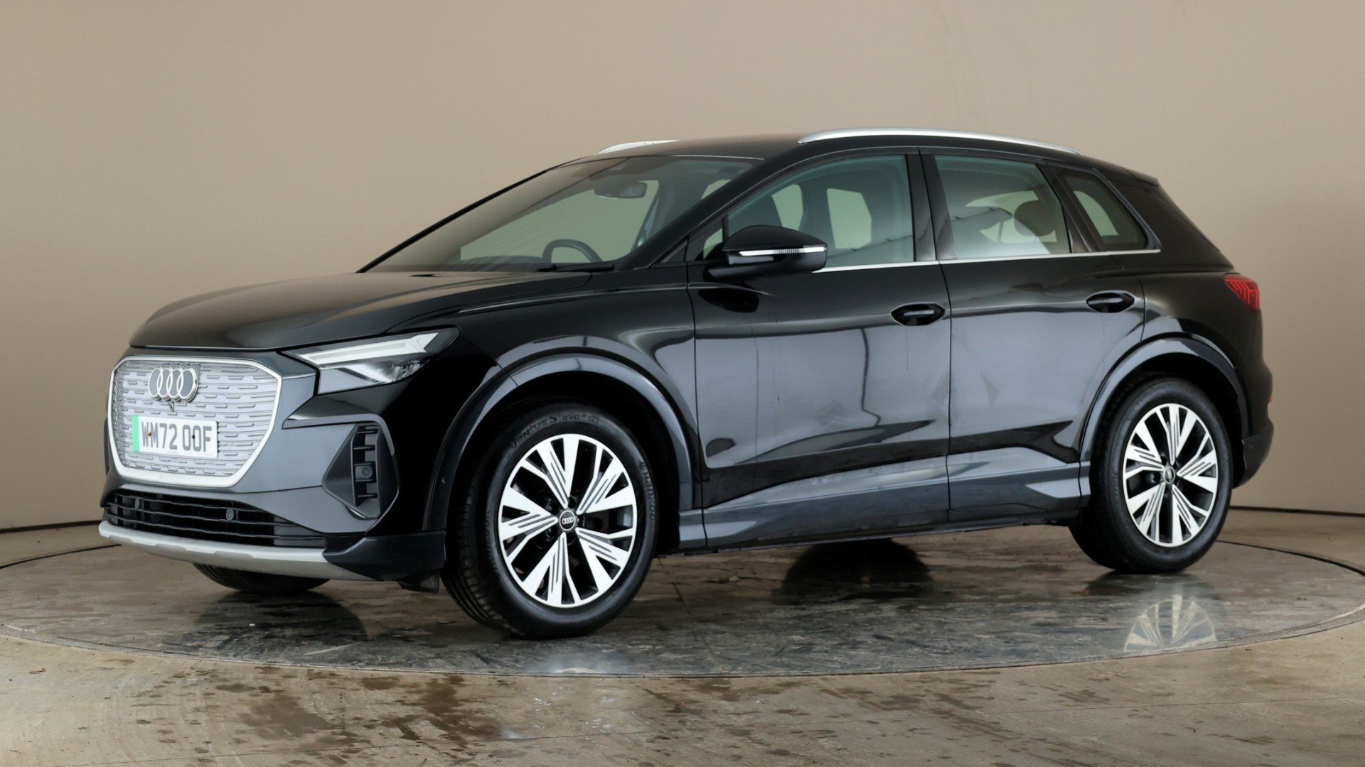 40 82kWh 204ps Sport Comfort and sound pack