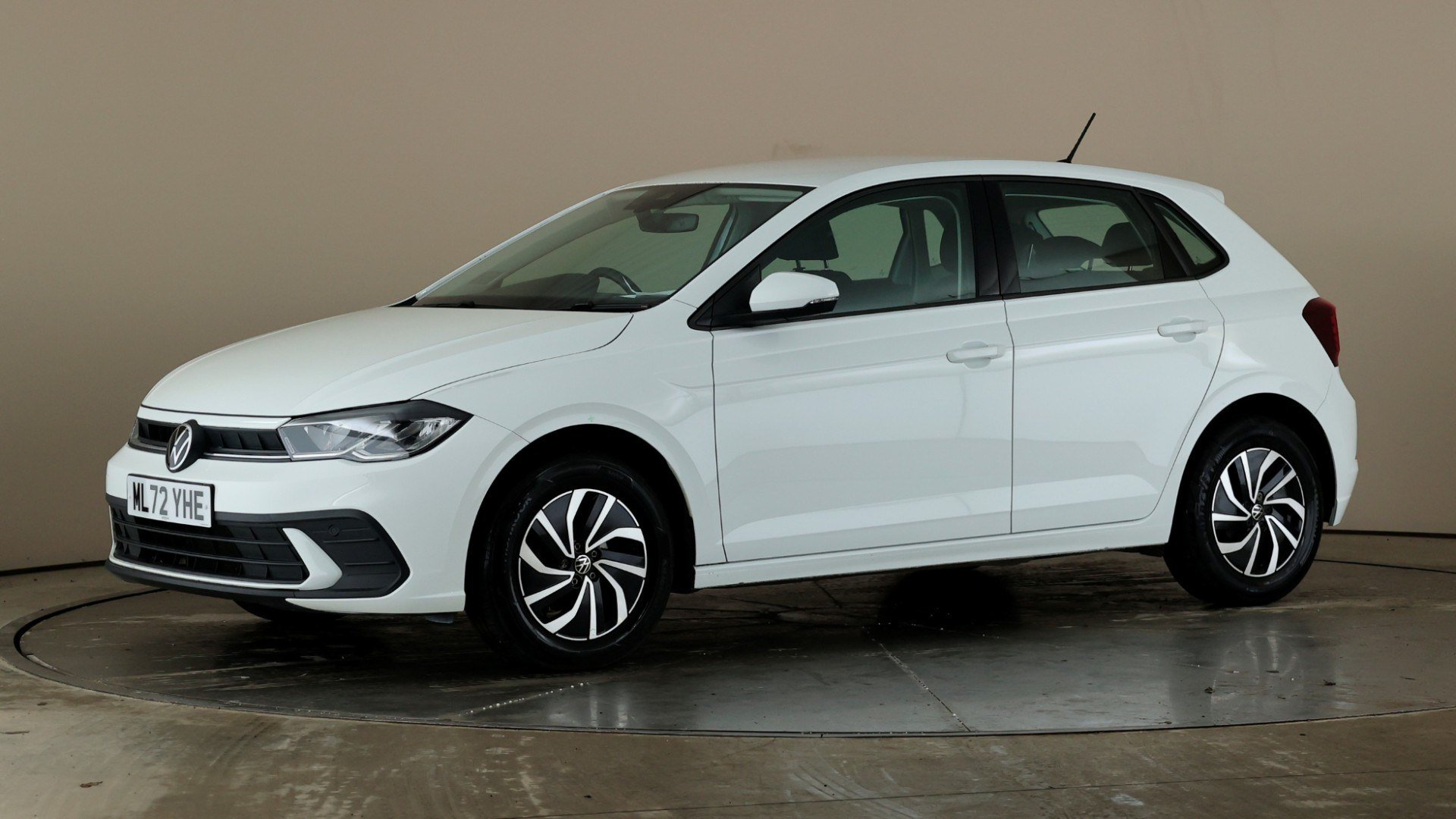 1.0 TSI 95PS Life DSG7