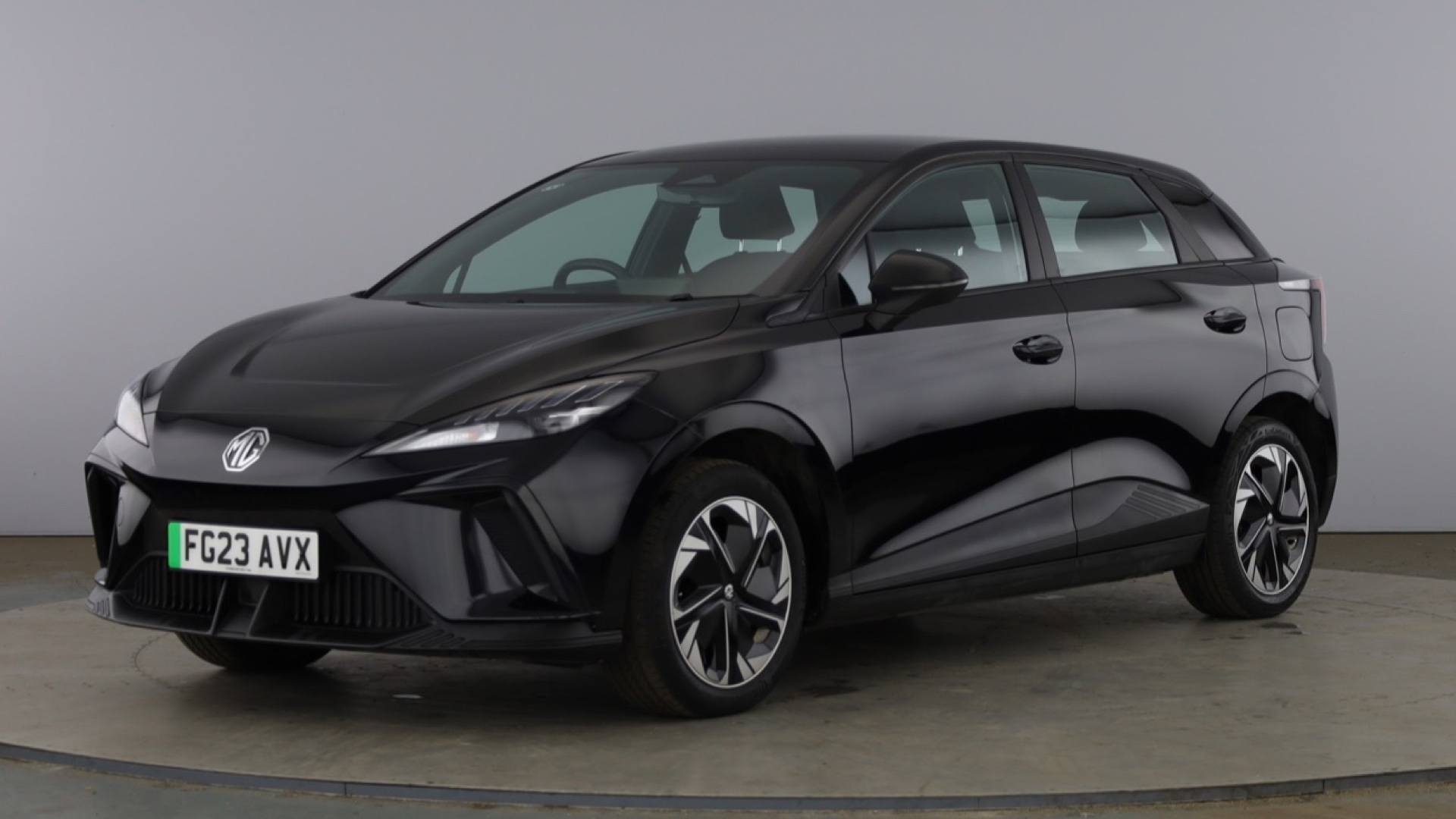 MG4 5dr HatchElec SE [64kWh][Long Range] Auto 203ps (2022-  )