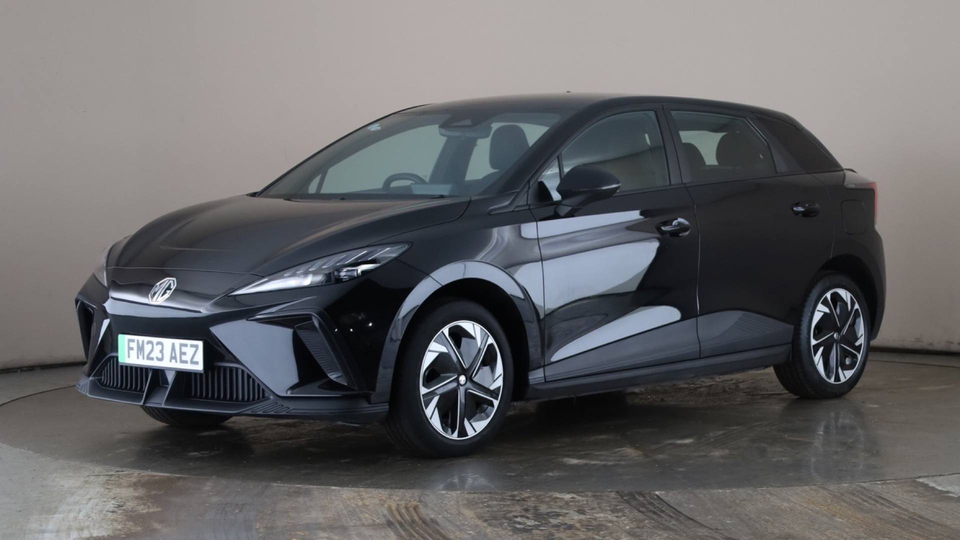 MG4 5dr HatchElec SE [64kWh][Long Range] Auto 203ps (2022-  )