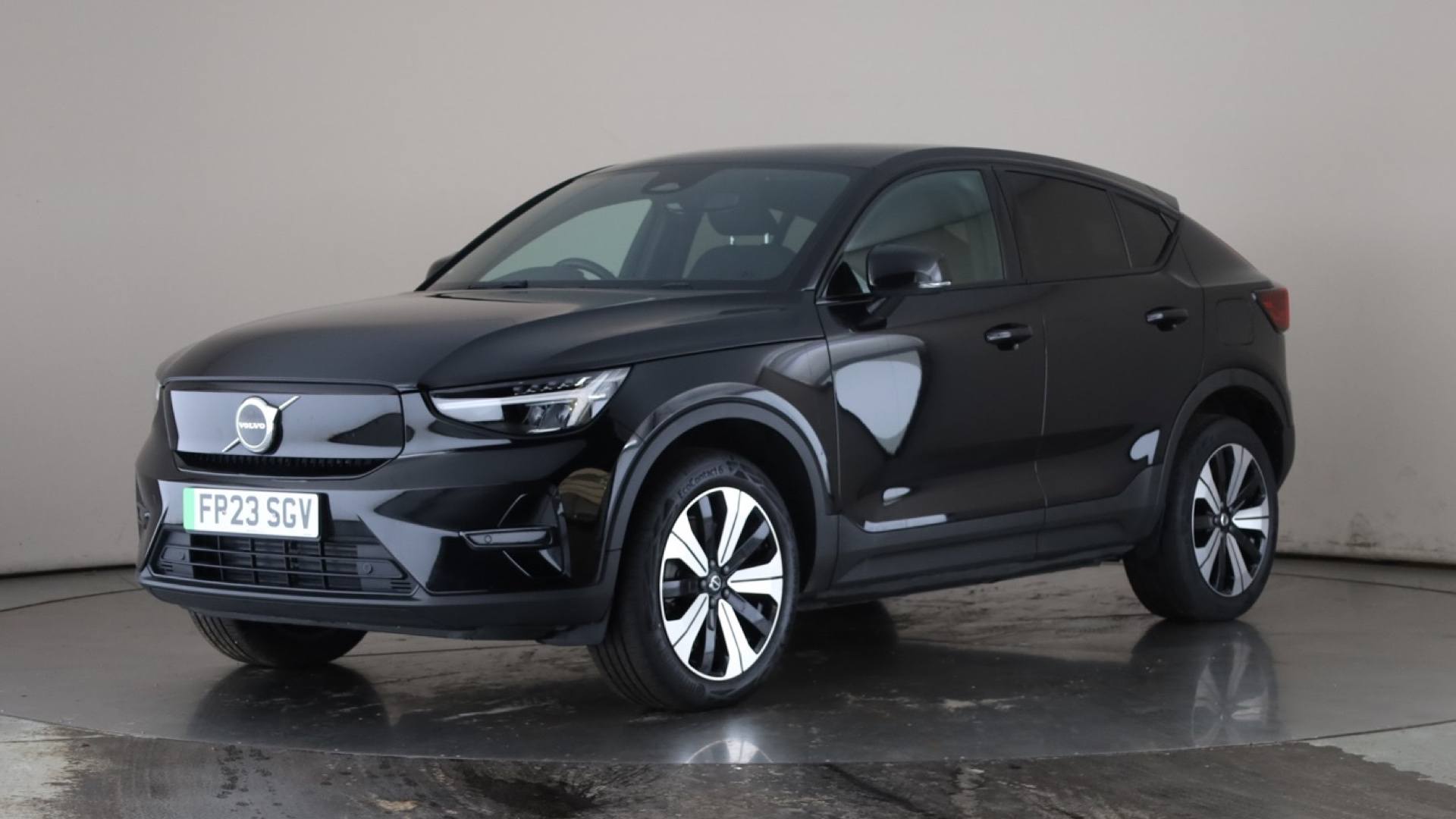 C40 ESTATE 170kW Recharge Core 69kWh 5dr Auto