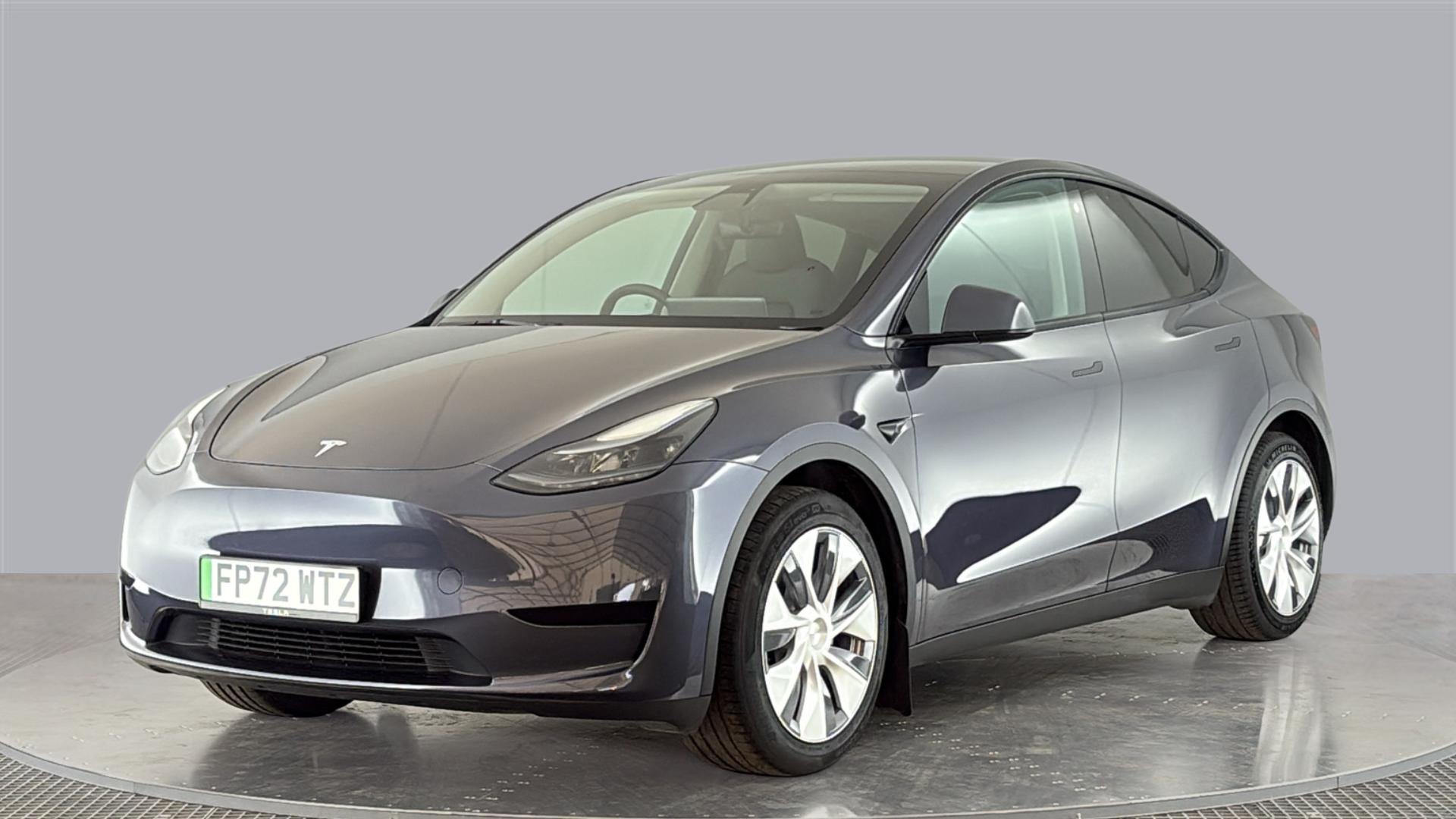 MODEL Y HATCHBACK RWD 5dr Auto