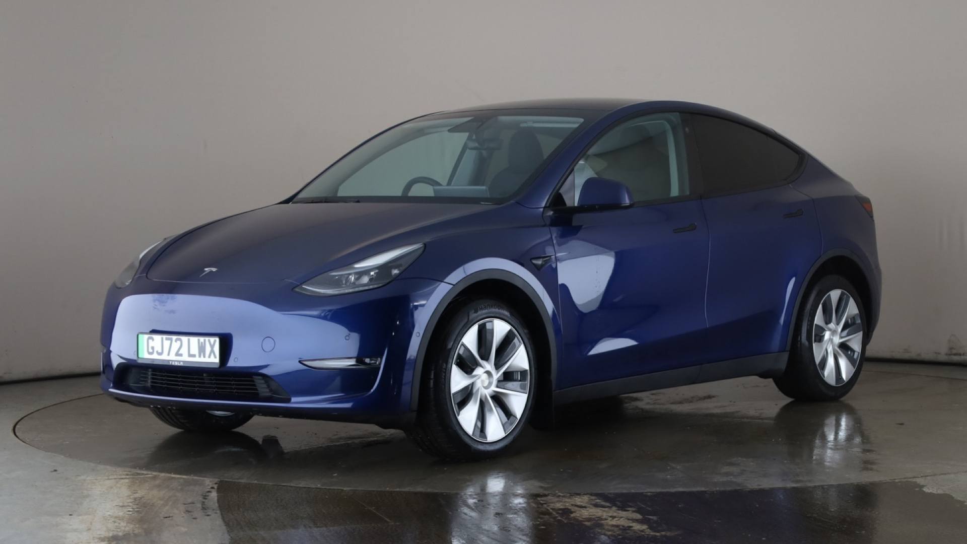 MODEL Y HATCHBACK Long Range AWD 5dr Auto