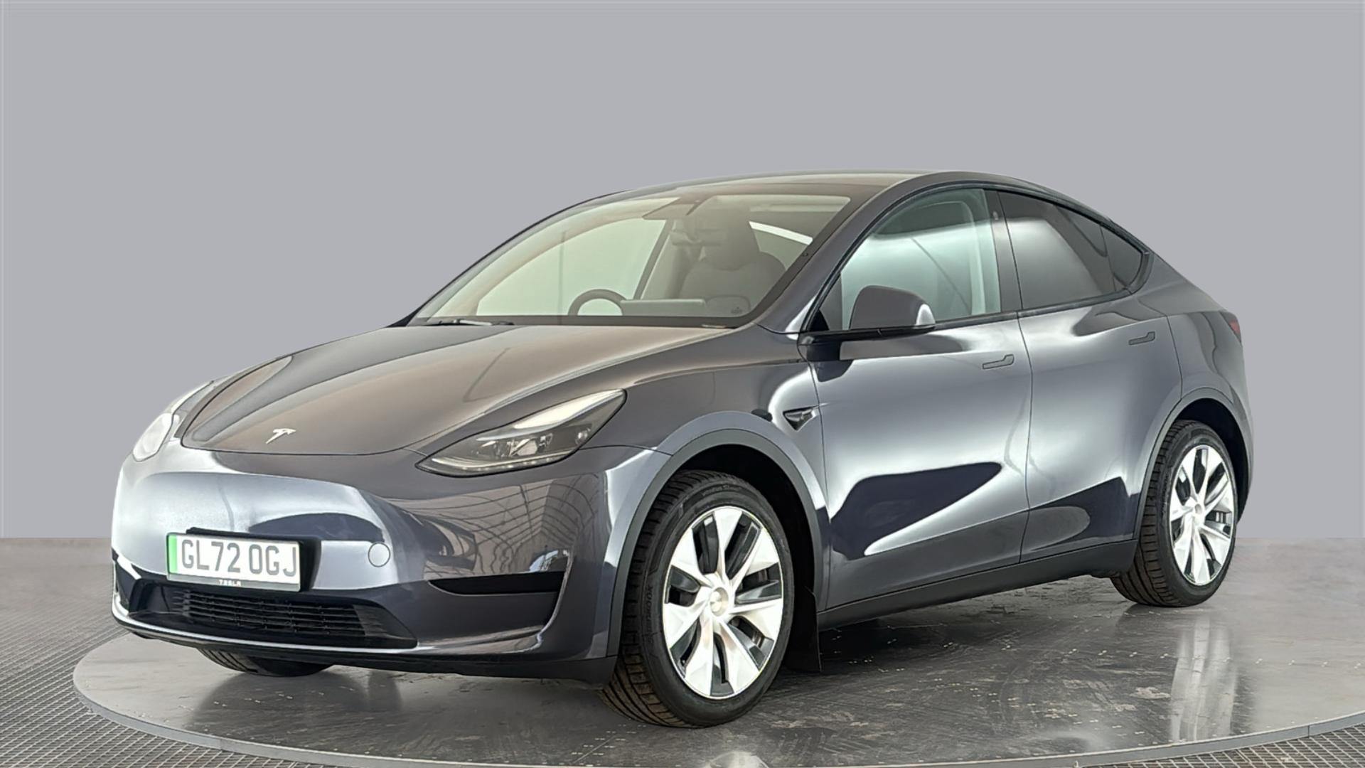 MODEL Y HATCHBACK RWD 5dr Auto