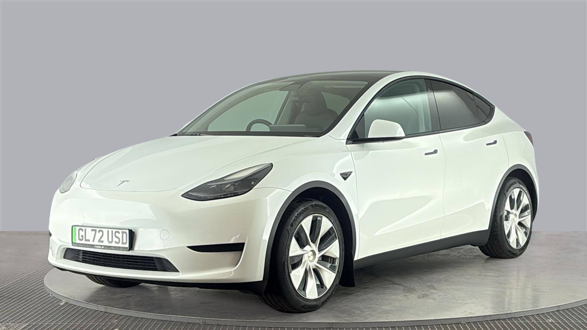 MODEL Y HATCHBACK RWD 5dr Auto