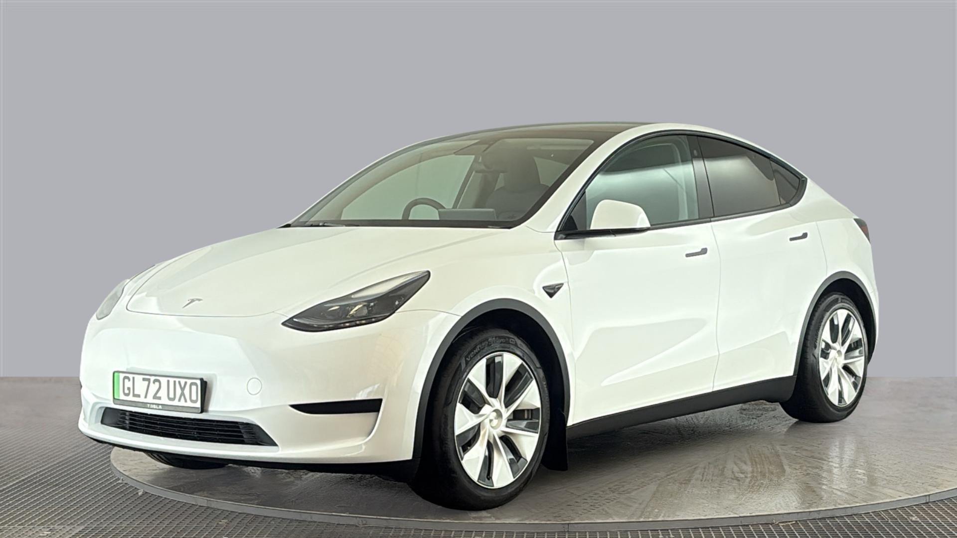 MODEL Y HATCHBACK RWD 5dr Auto