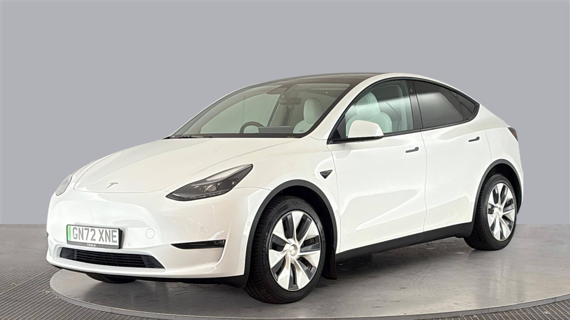 MODEL Y HATCHBACK Long Range AWD 5dr Auto