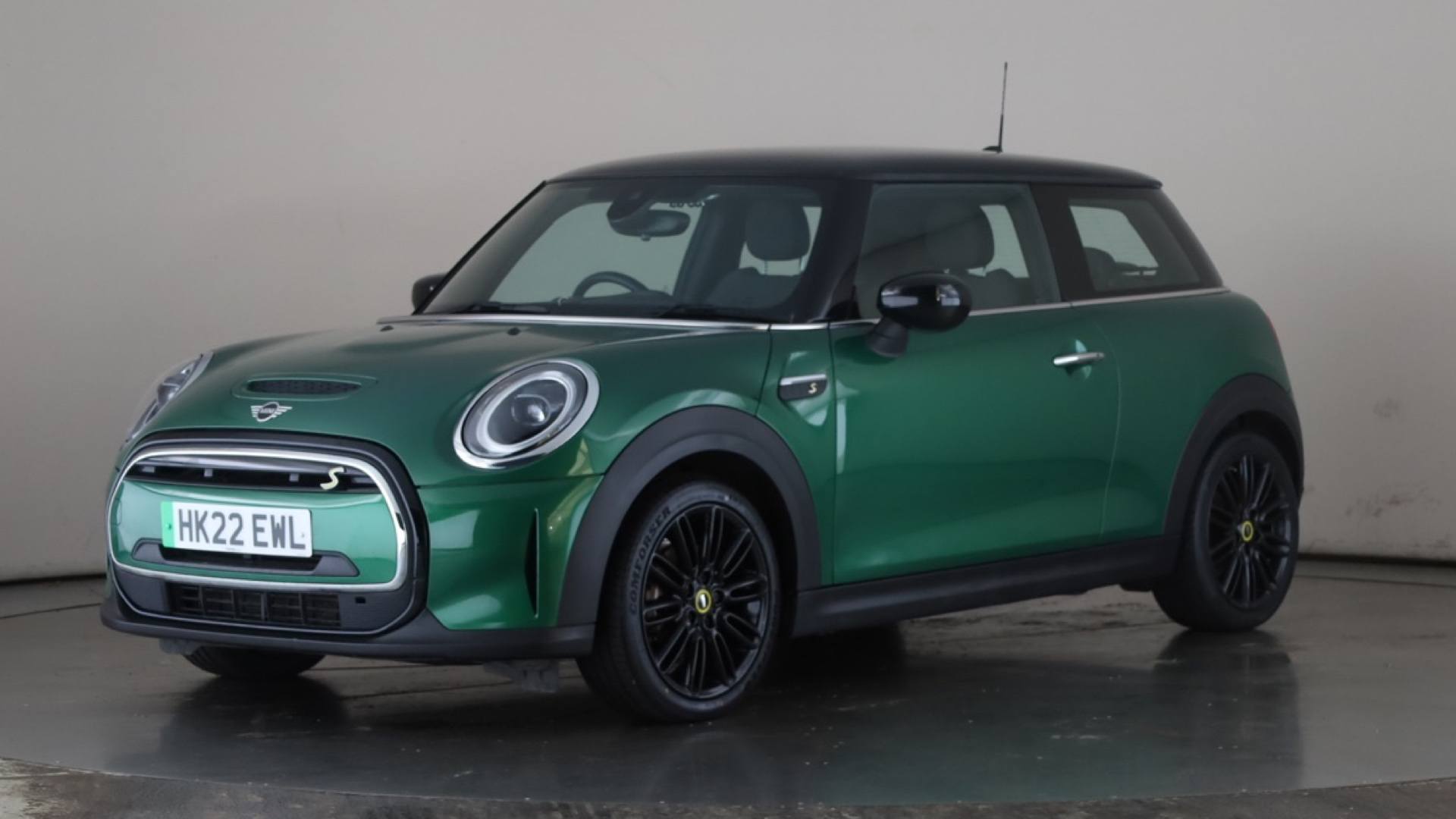 ELECTRIC HATCHBACK 135kW Cooper S Level 2 33kWh 3dr Auto