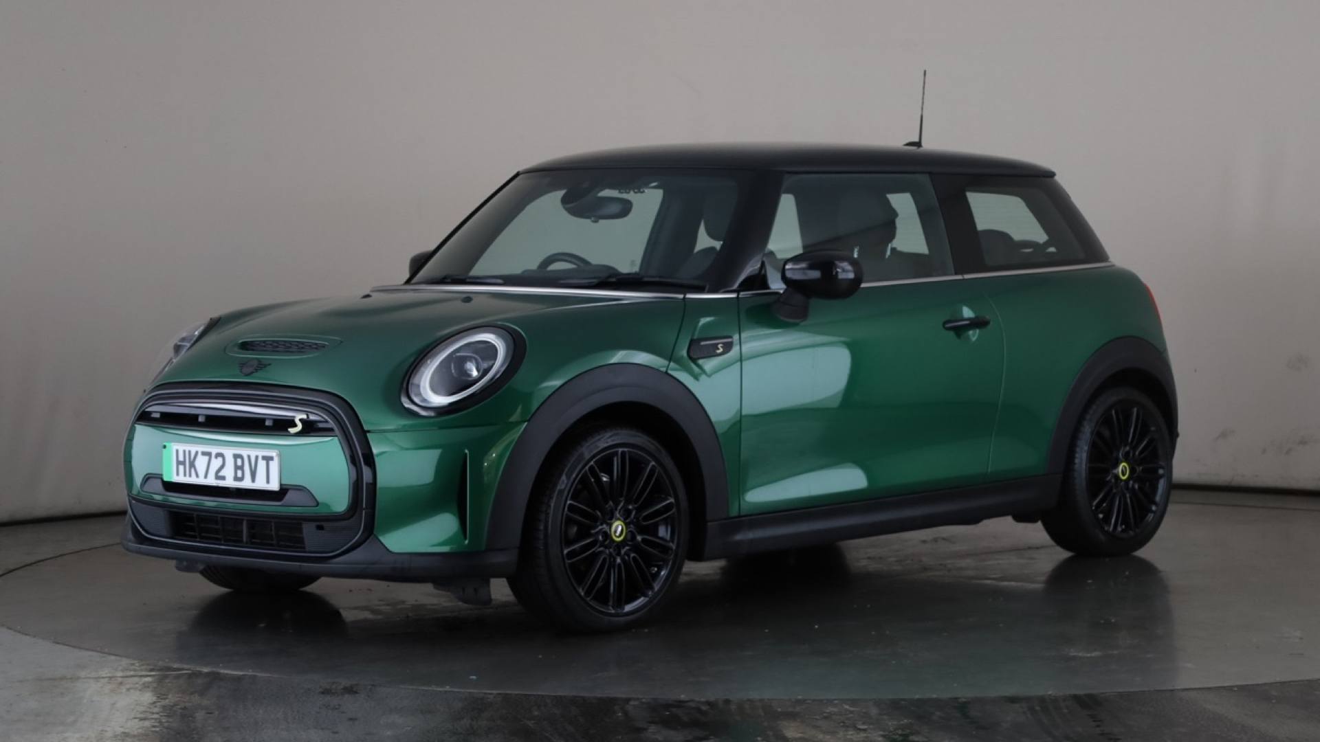 ELECTRIC HATCHBACK 135kW Cooper S Level 2 33kWh 3dr Auto