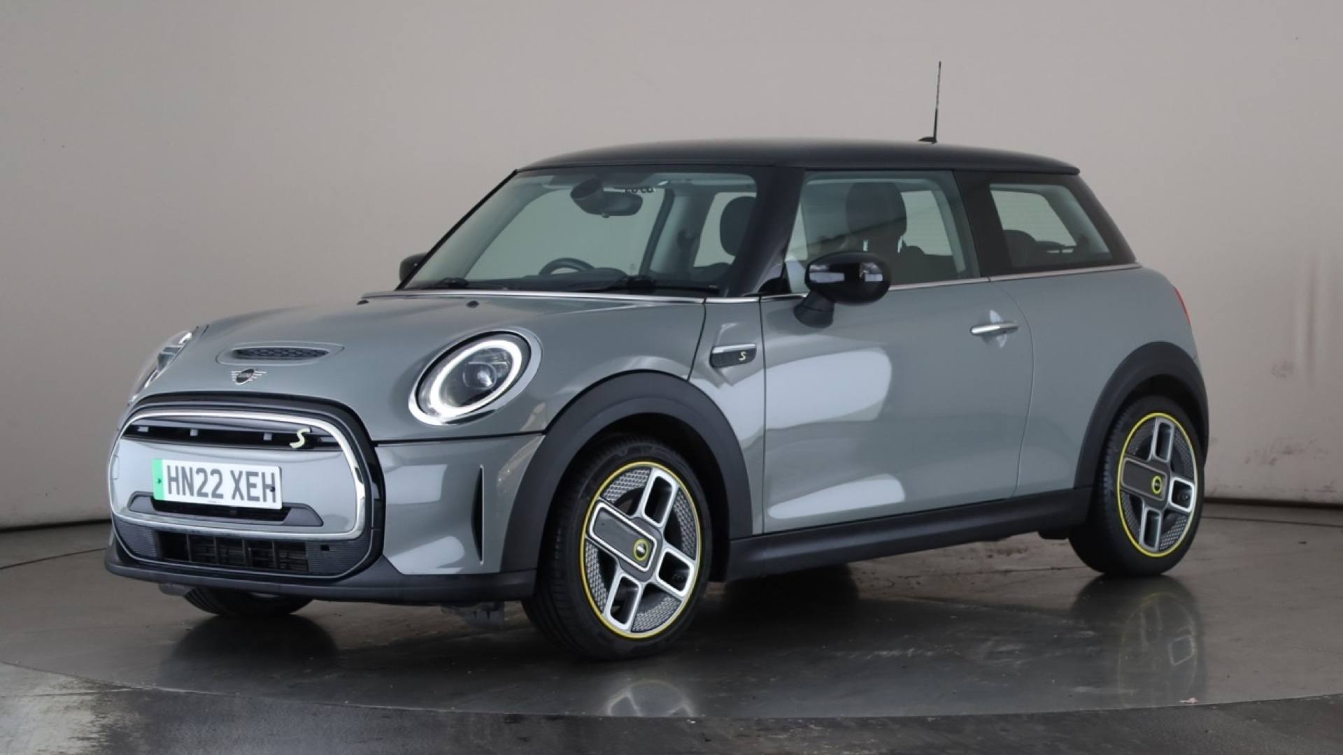 ELECTRIC HATCHBACK 135kW Cooper S Level 1 33kWh 3dr Auto