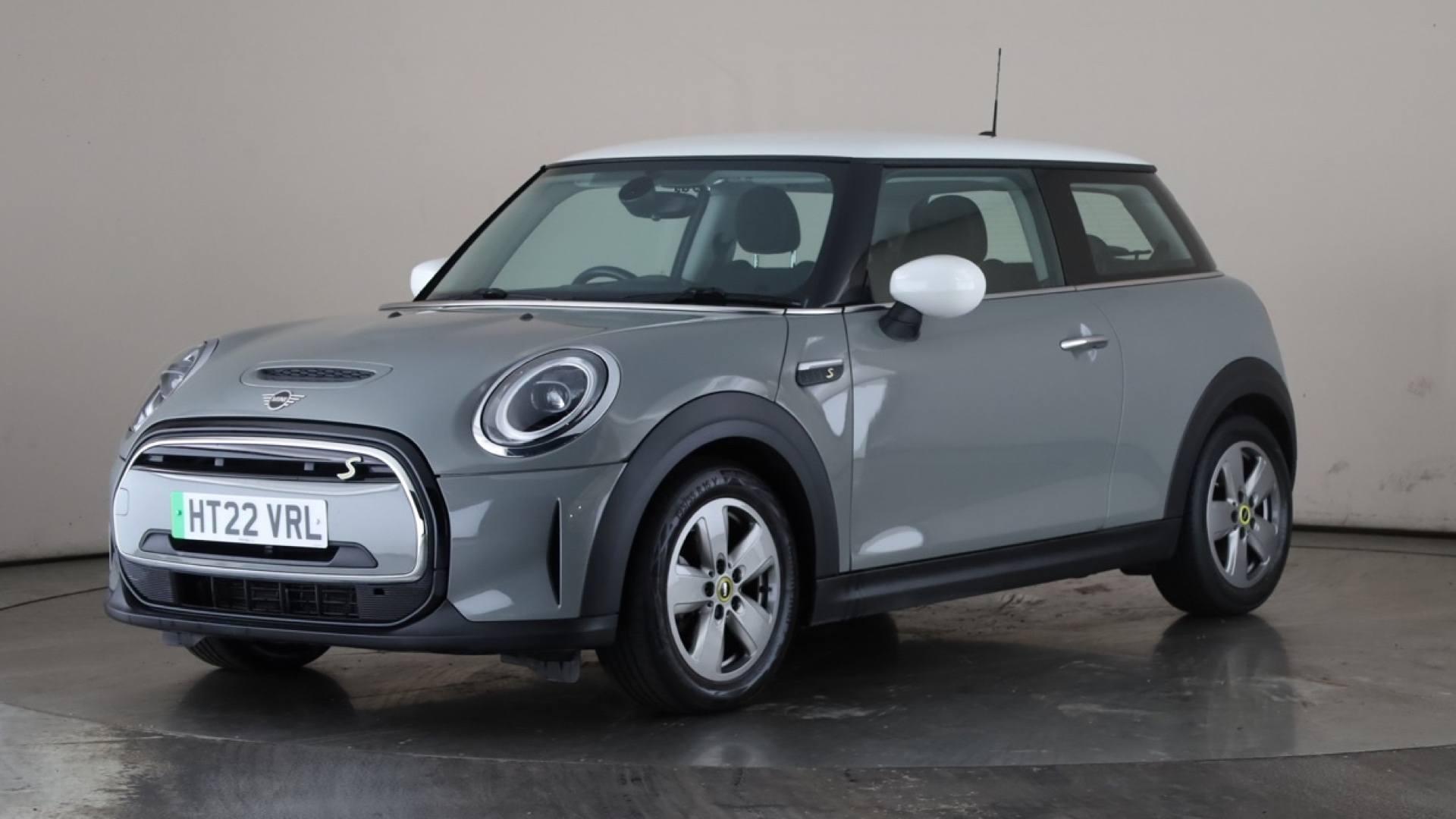 ELECTRIC HATCHBACK 135kW Cooper S Level 1 33kWh 3dr Auto