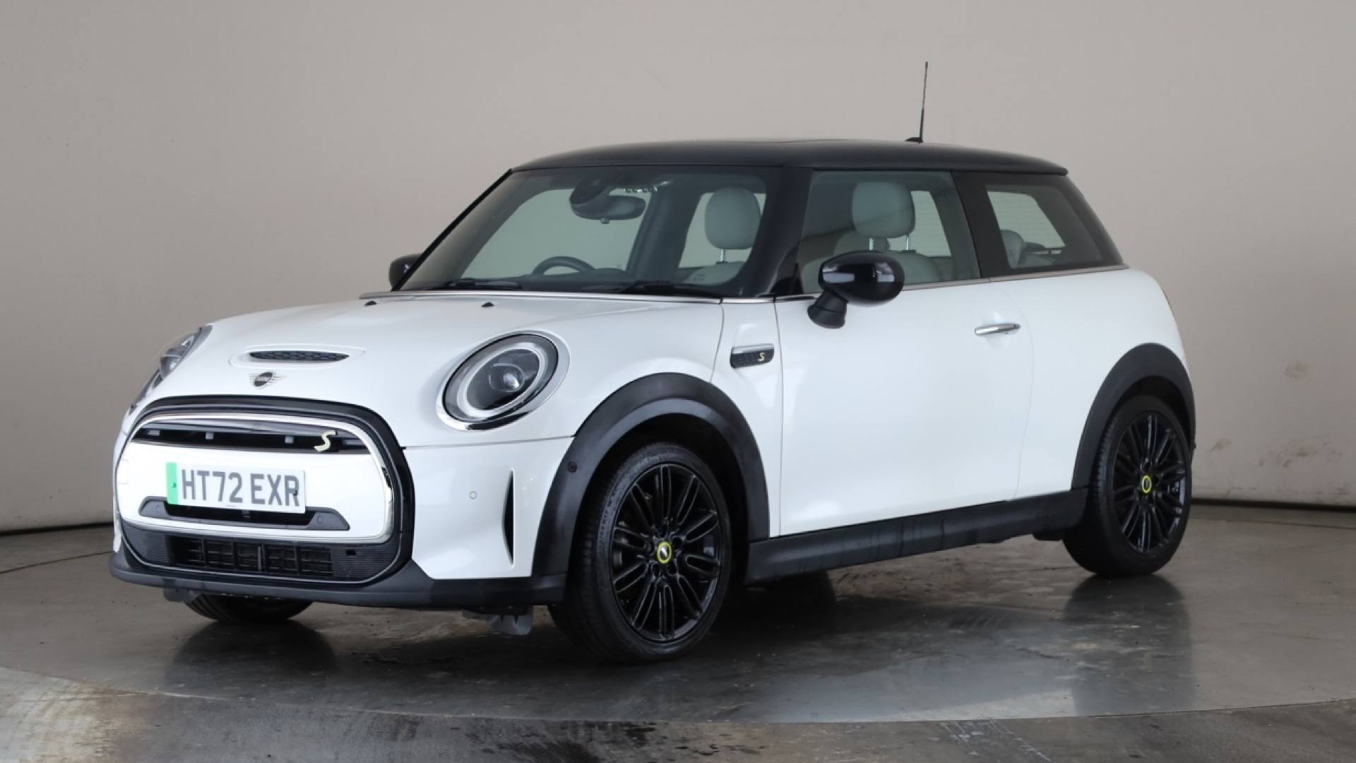 ELECTRIC HATCHBACK 135kW Cooper S Level 3 33kWh 3dr Auto