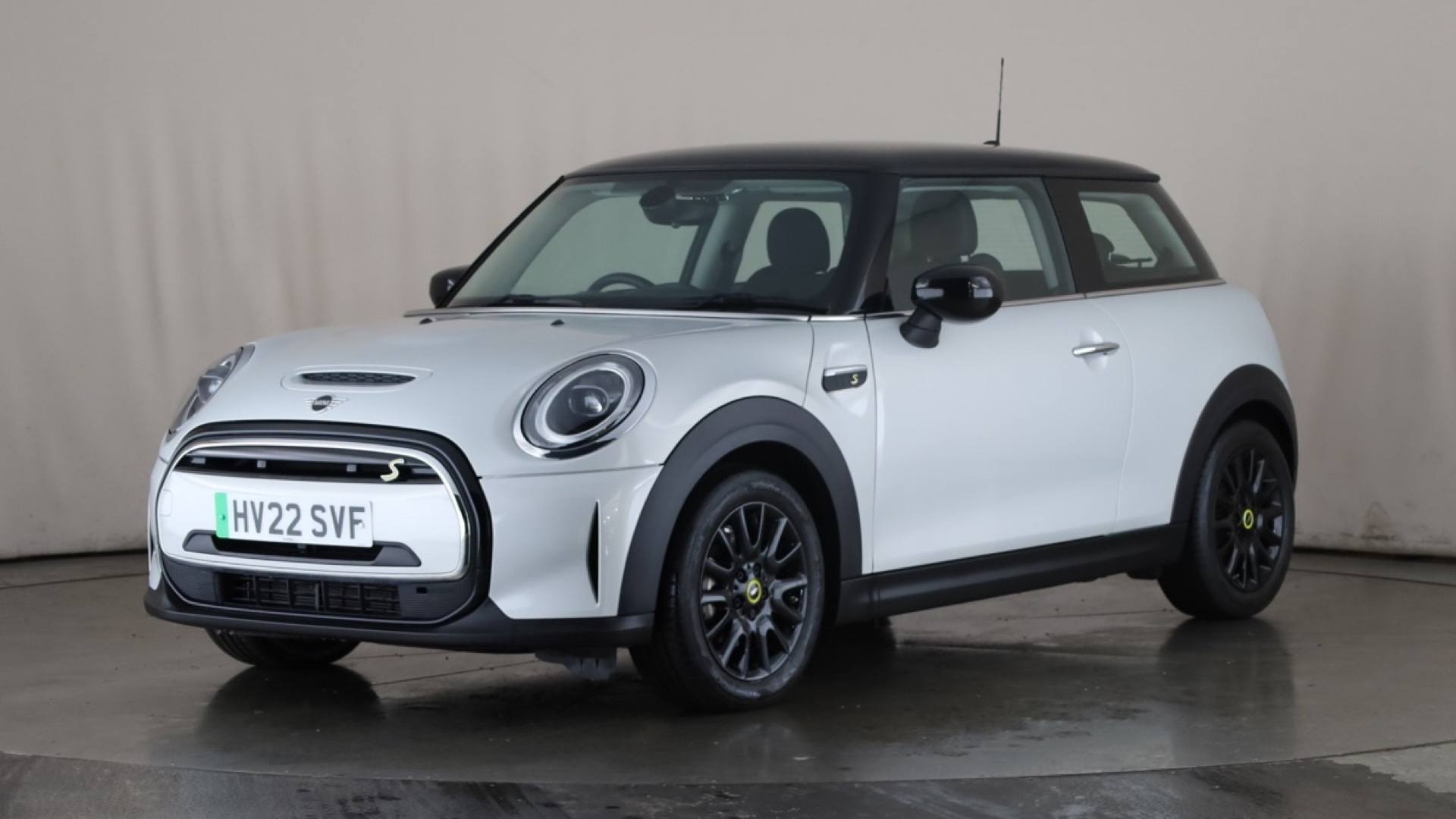 ELECTRIC HATCHBACK 135kW Cooper S Level 1 33kWh 3dr Auto