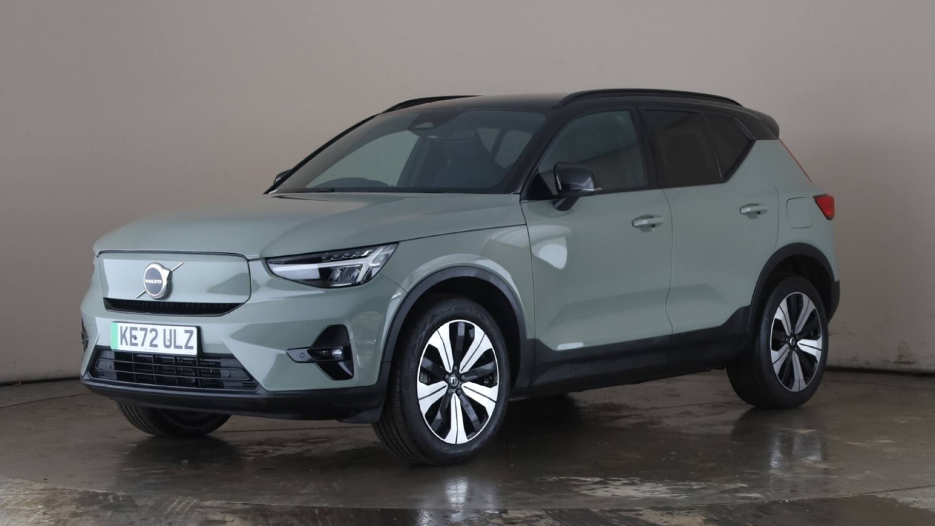XC40 ELECTRIC ESTATE 170kW Recharge Plus 69kWh 5dr Auto