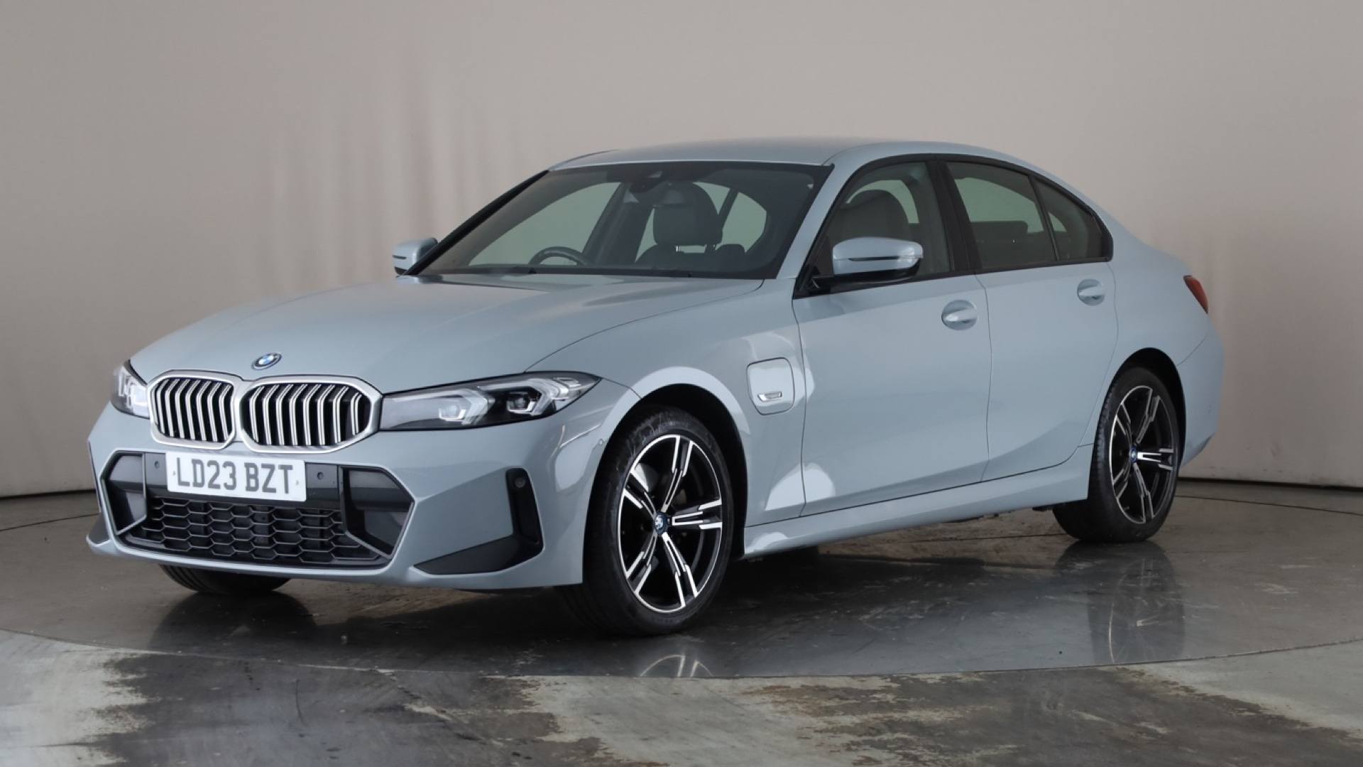 3 Series 4dr Saloon 2.0 tP-Prl PHEV 330e xDrive M Spt [Stp-Tnc8] 8sp Auto 292ps (2022-  )