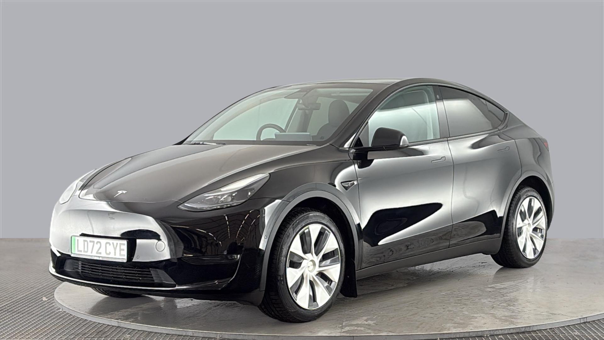 MODEL Y HATCHBACK Long Range AWD 5dr Auto