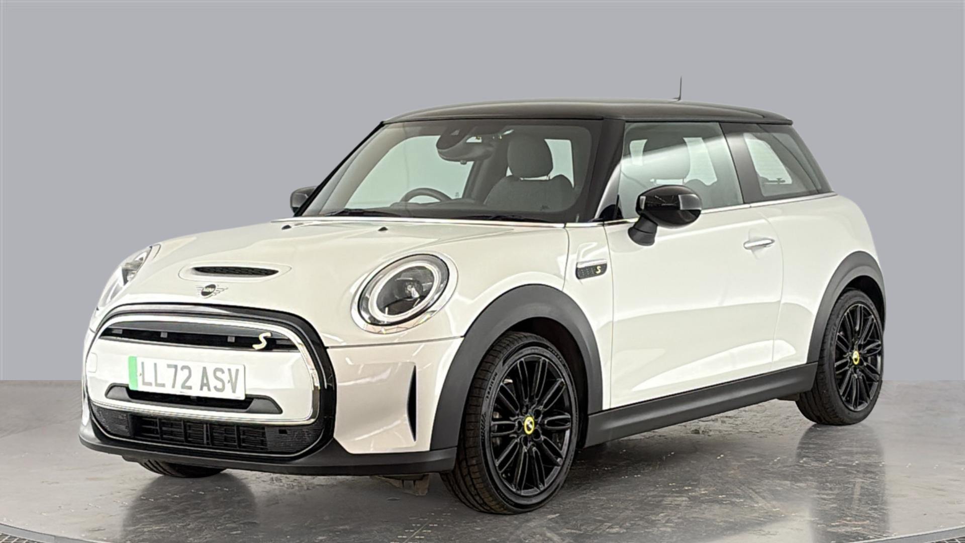 ELECTRIC HATCHBACK 135kW Cooper S Level 2 33kWh 3dr Auto