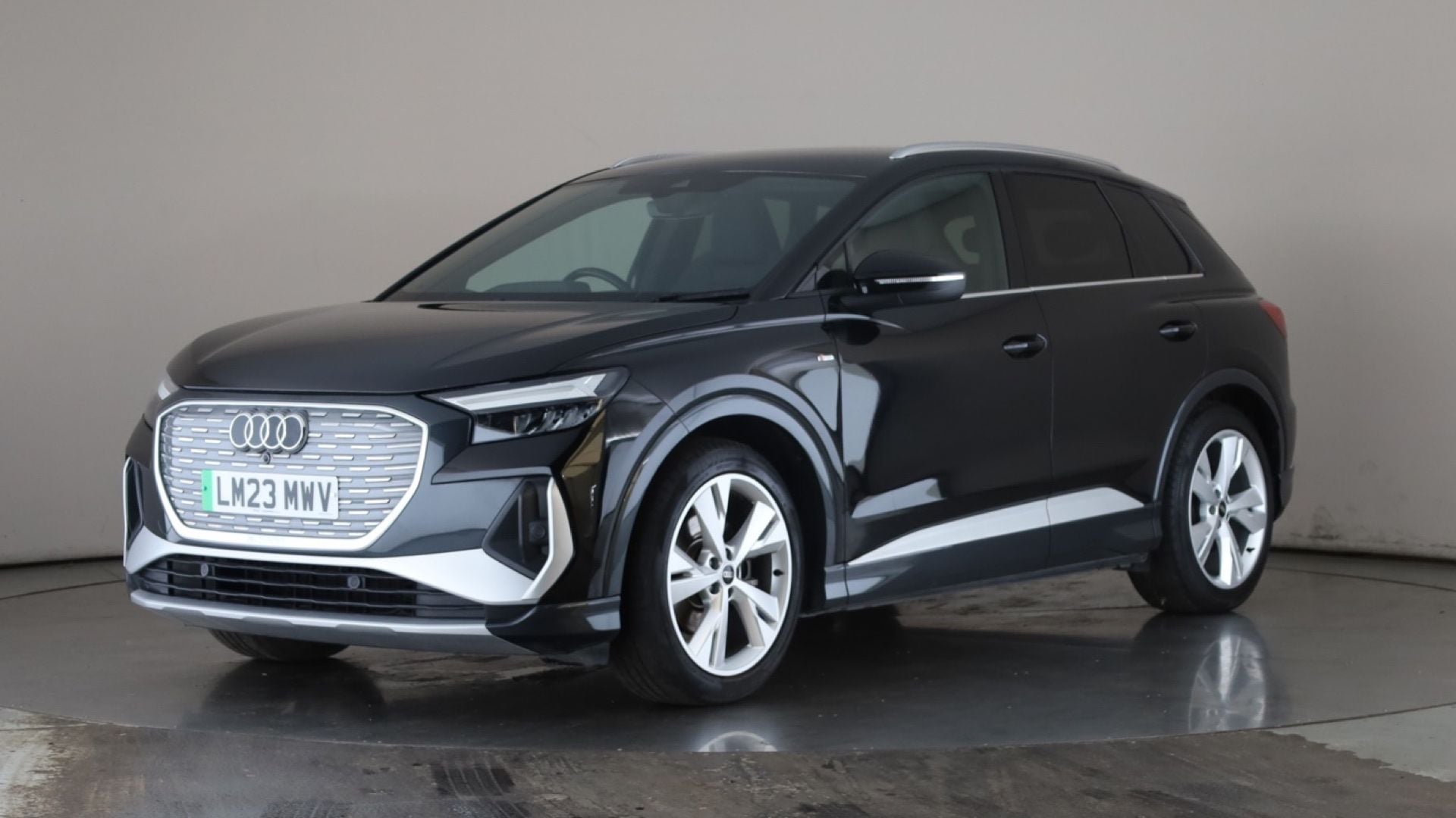Q4 E-TRON ESTATE 125kW 35 55.52kWh S Line 5dr Auto