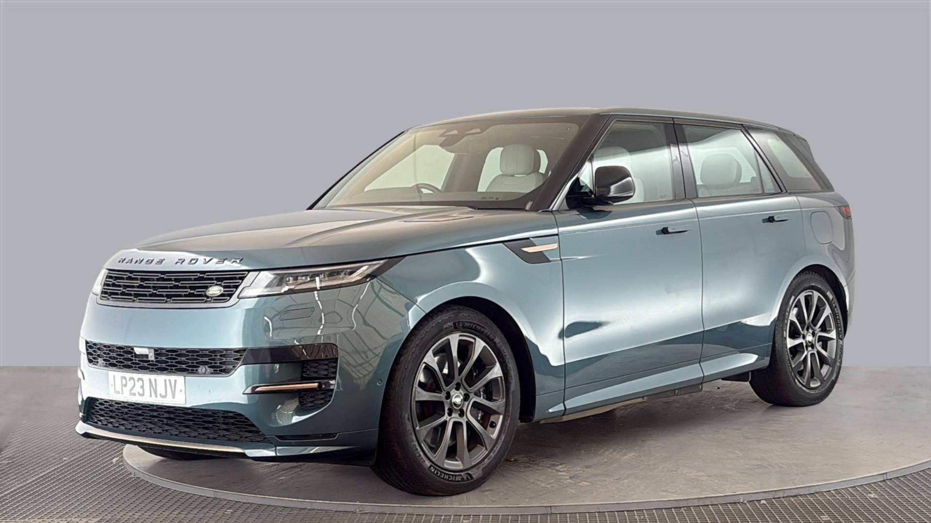 RANGE ROVER SPORT ESTATE 3.0 P440e Dynamic SE 5dr Auto