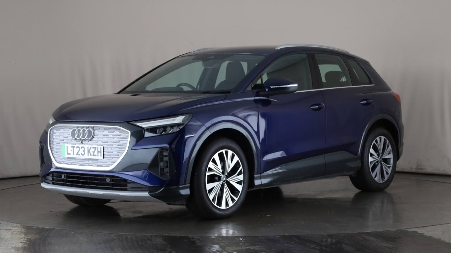 Q4 E-TRON ESTATE 125kW 35 55.52kWh Sport 5dr Auto