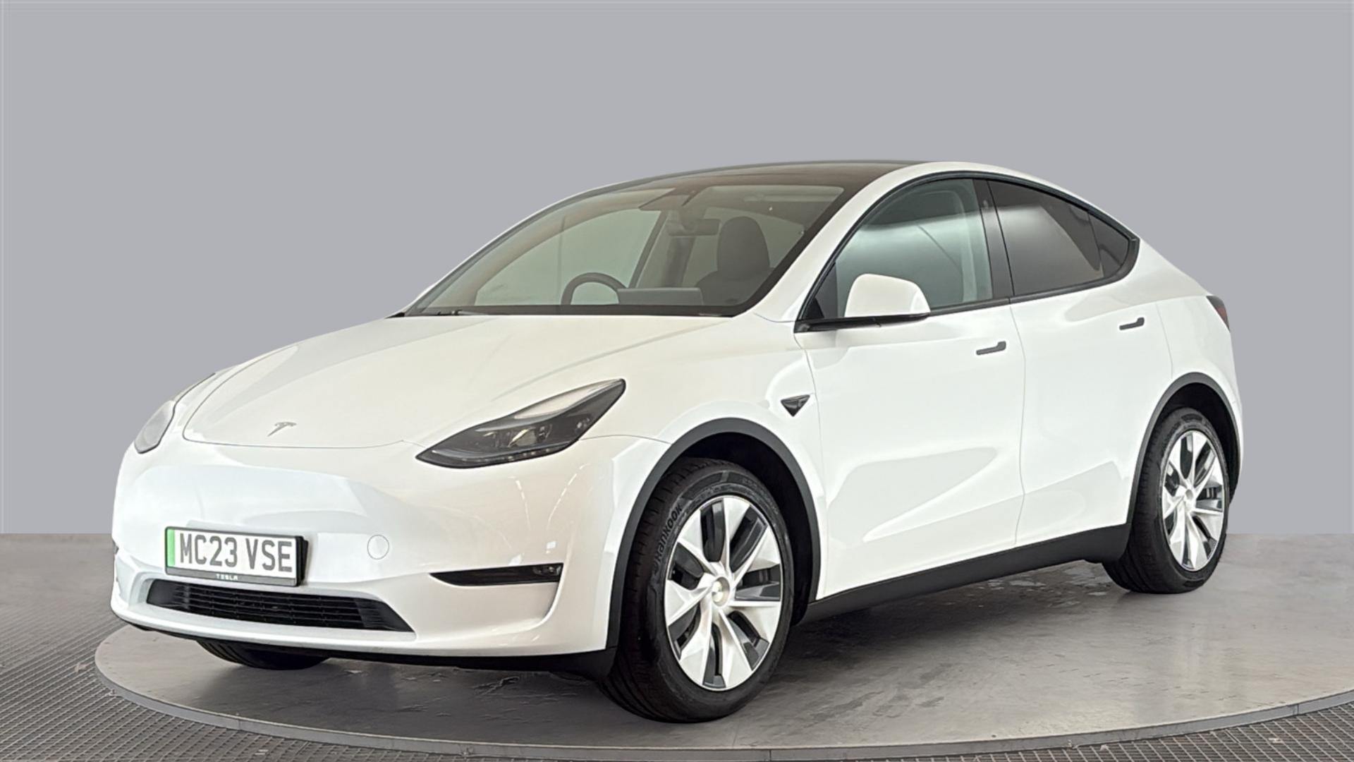 MODEL Y HATCHBACK Long Range AWD 5dr Auto