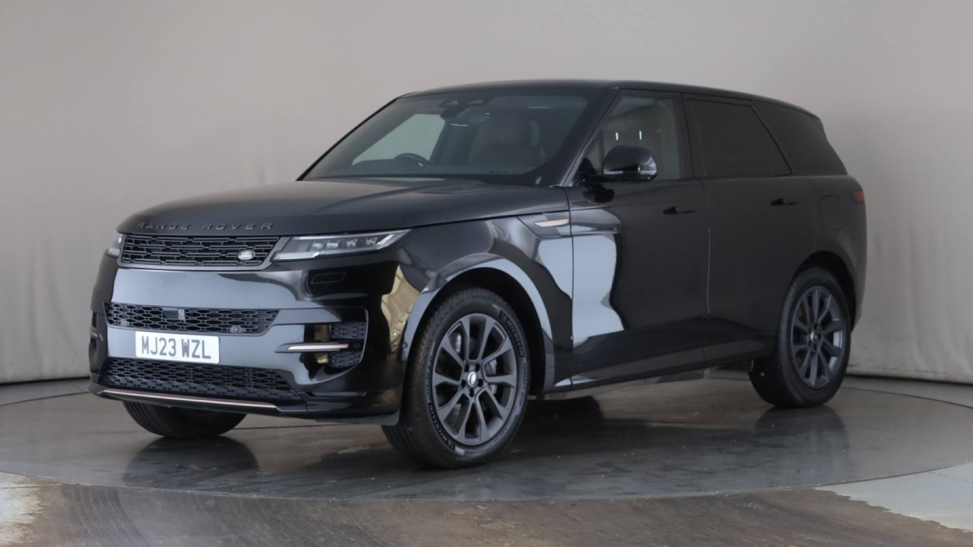 RANGE ROVER SPORT ESTATE 3.0 P440e Dynamic SE 5dr Auto
