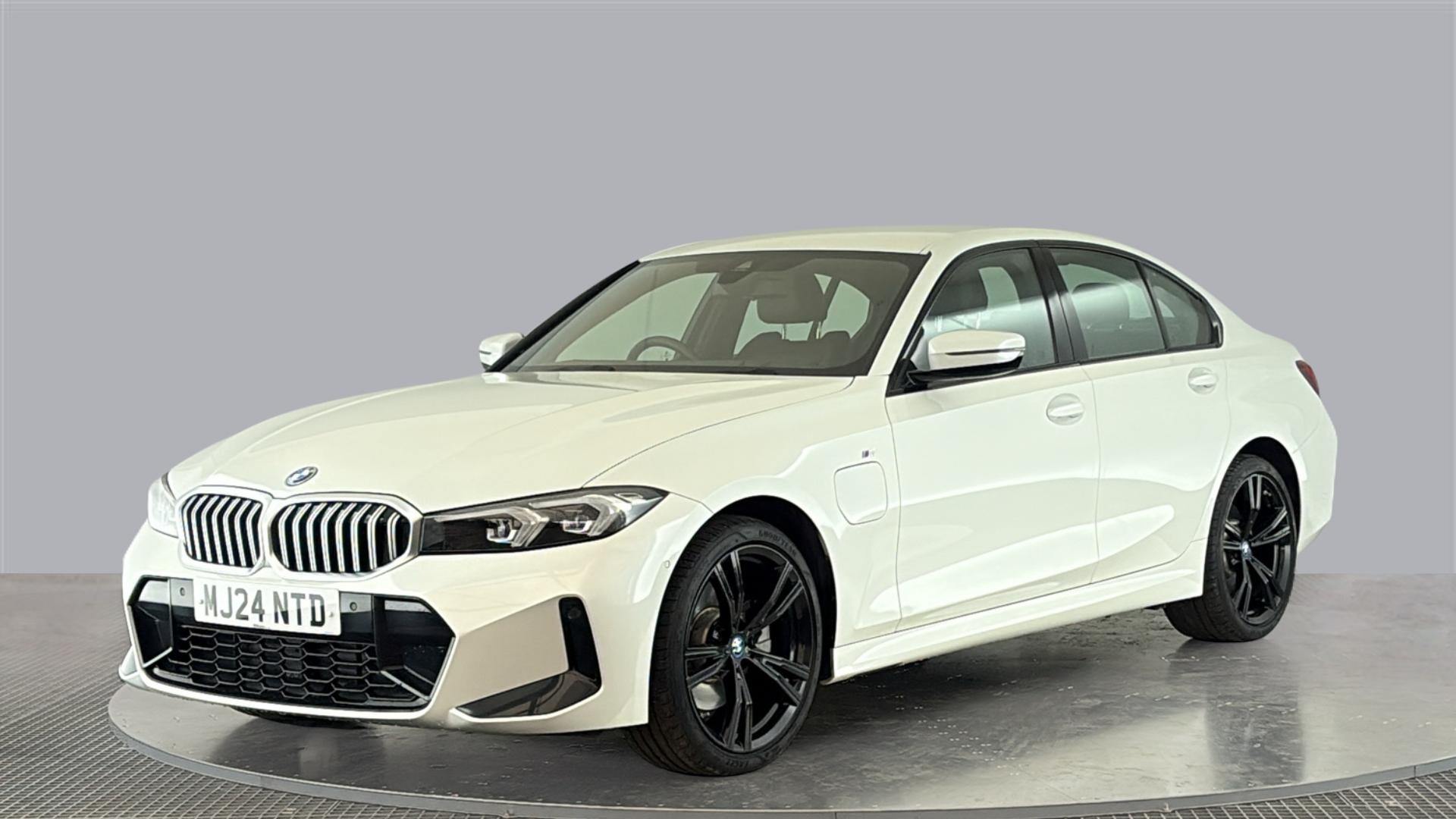 3 SERIES SALOON 330e M Sport 4dr Step Auto
