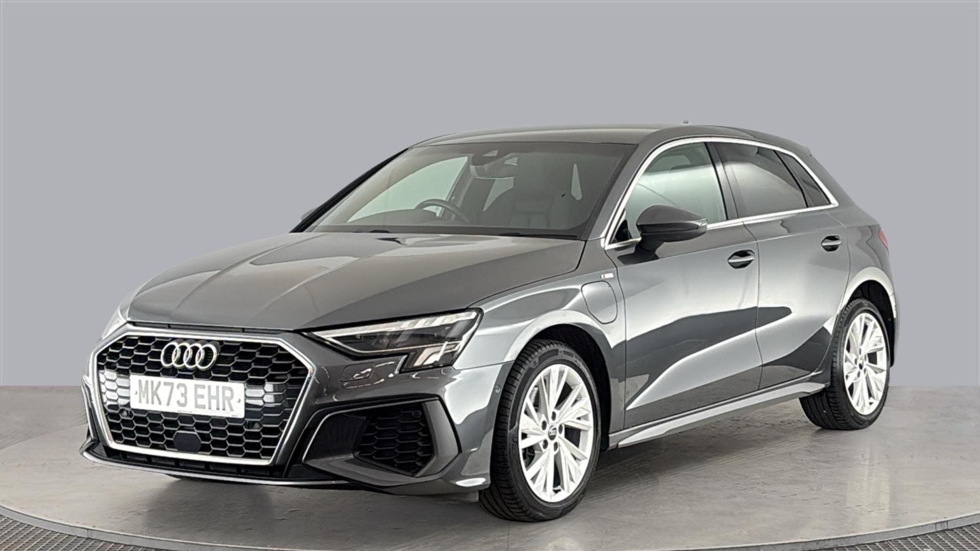 A3 SPORTBACK 40 TFSI e S line 5dr S Tronic[C+S] [17 inch Alloy]