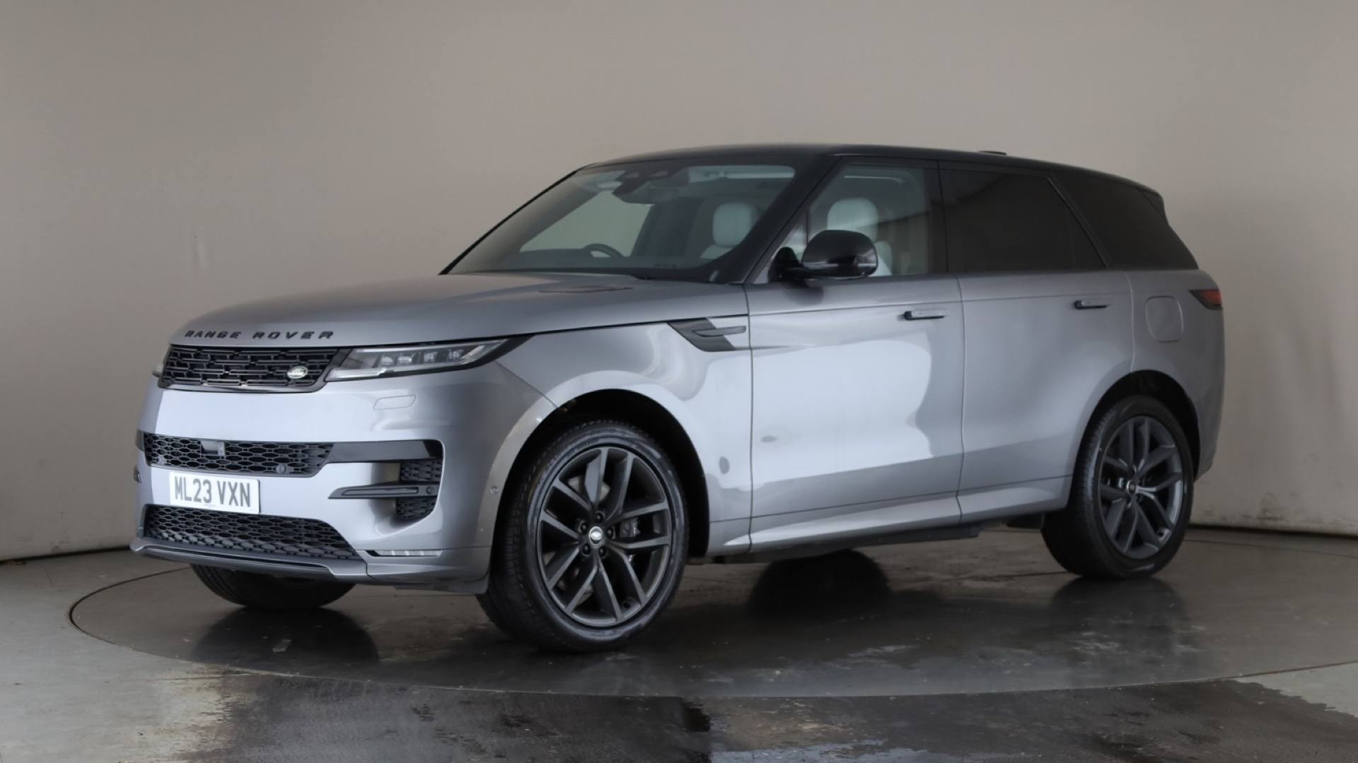 RANGE ROVER SPORT ESTATE 3.0 P440e Dynamic SE 5dr Auto