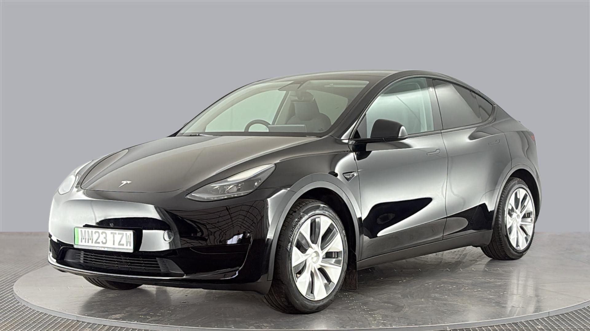 MODEL Y HATCHBACK RWD 5dr Auto