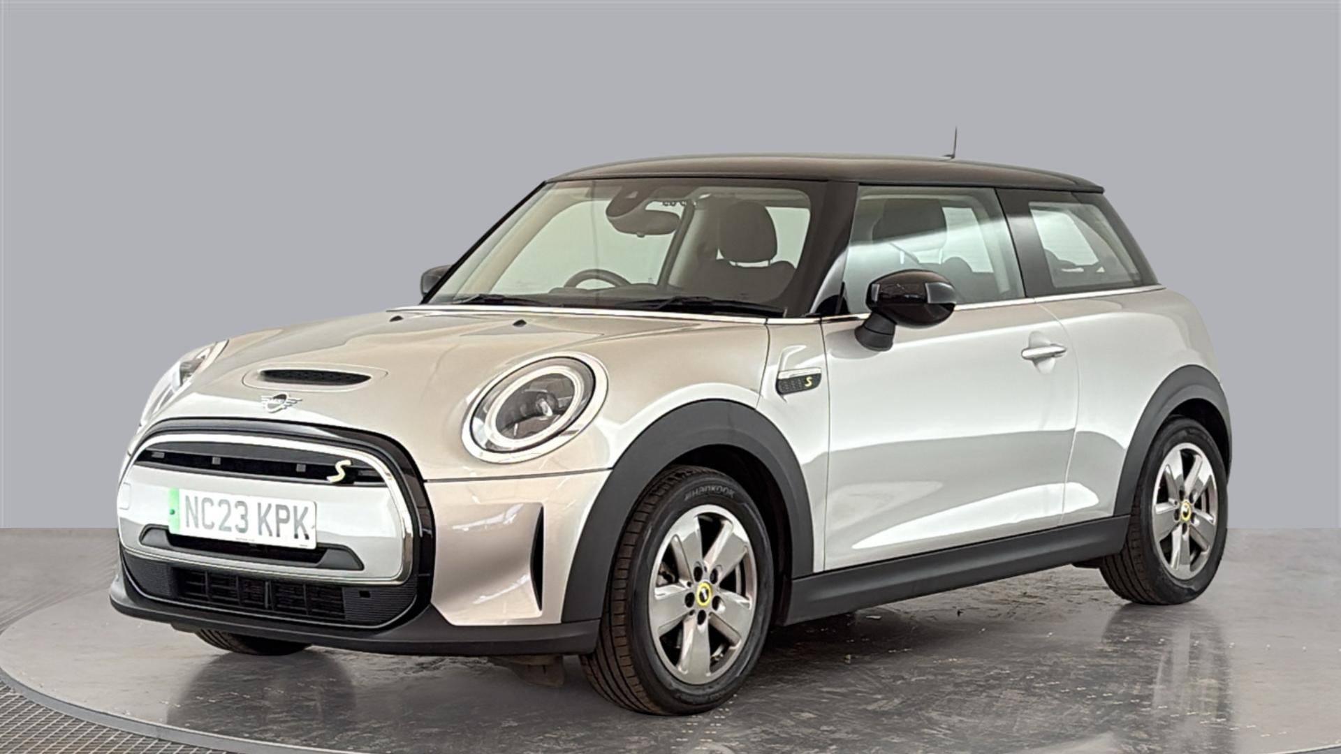 ELECTRIC HATCHBACK 135kW Cooper S Level 1 33kWh 3dr Auto
