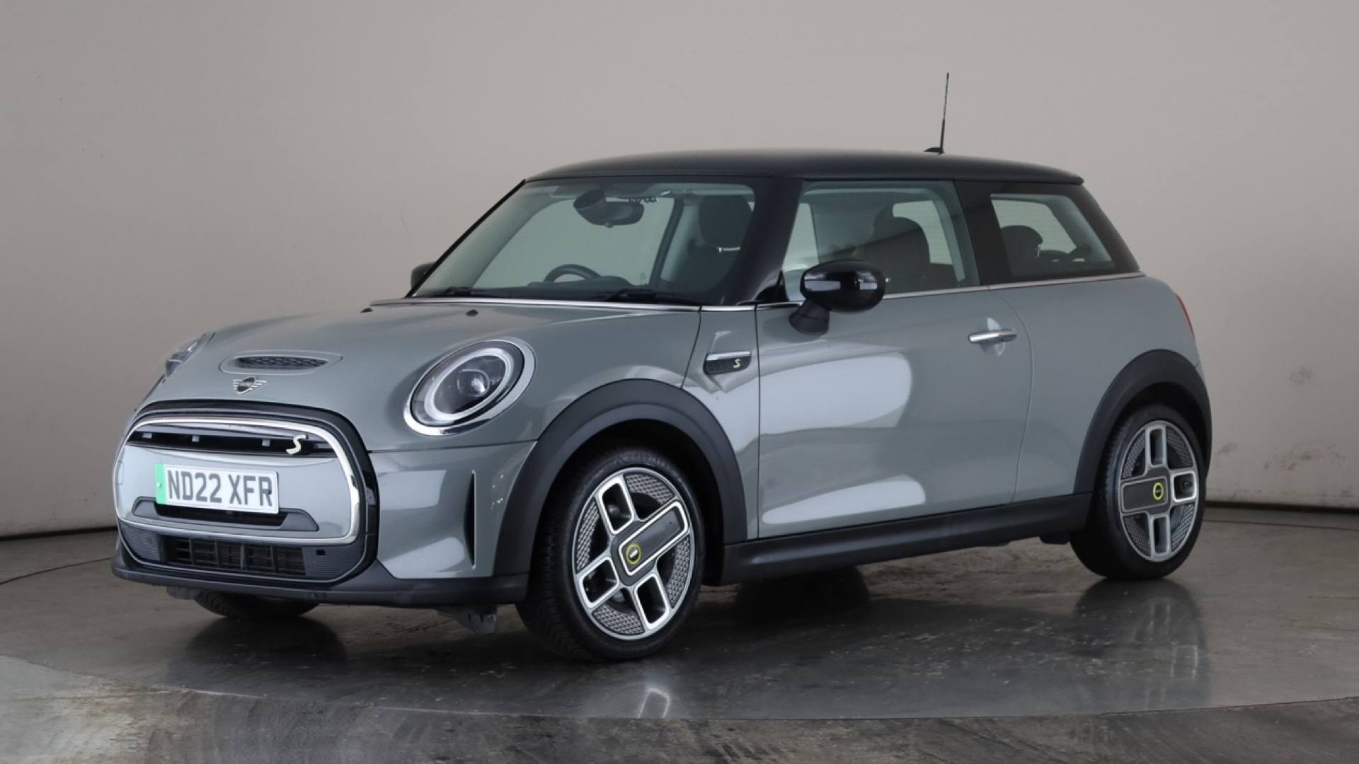 ELECTRIC HATCHBACK 135kW Cooper S Level 1 33kWh 3dr Auto