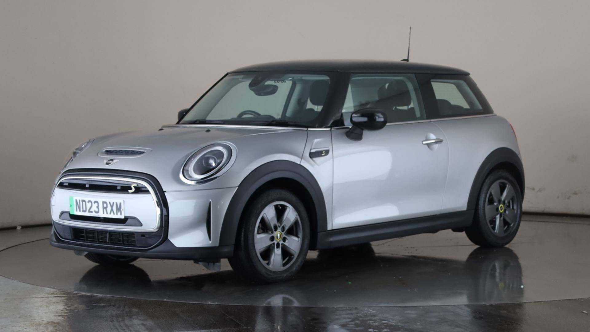 ELECTRIC HATCHBACK 135kW Cooper S Level 1 33kWh 3dr Auto