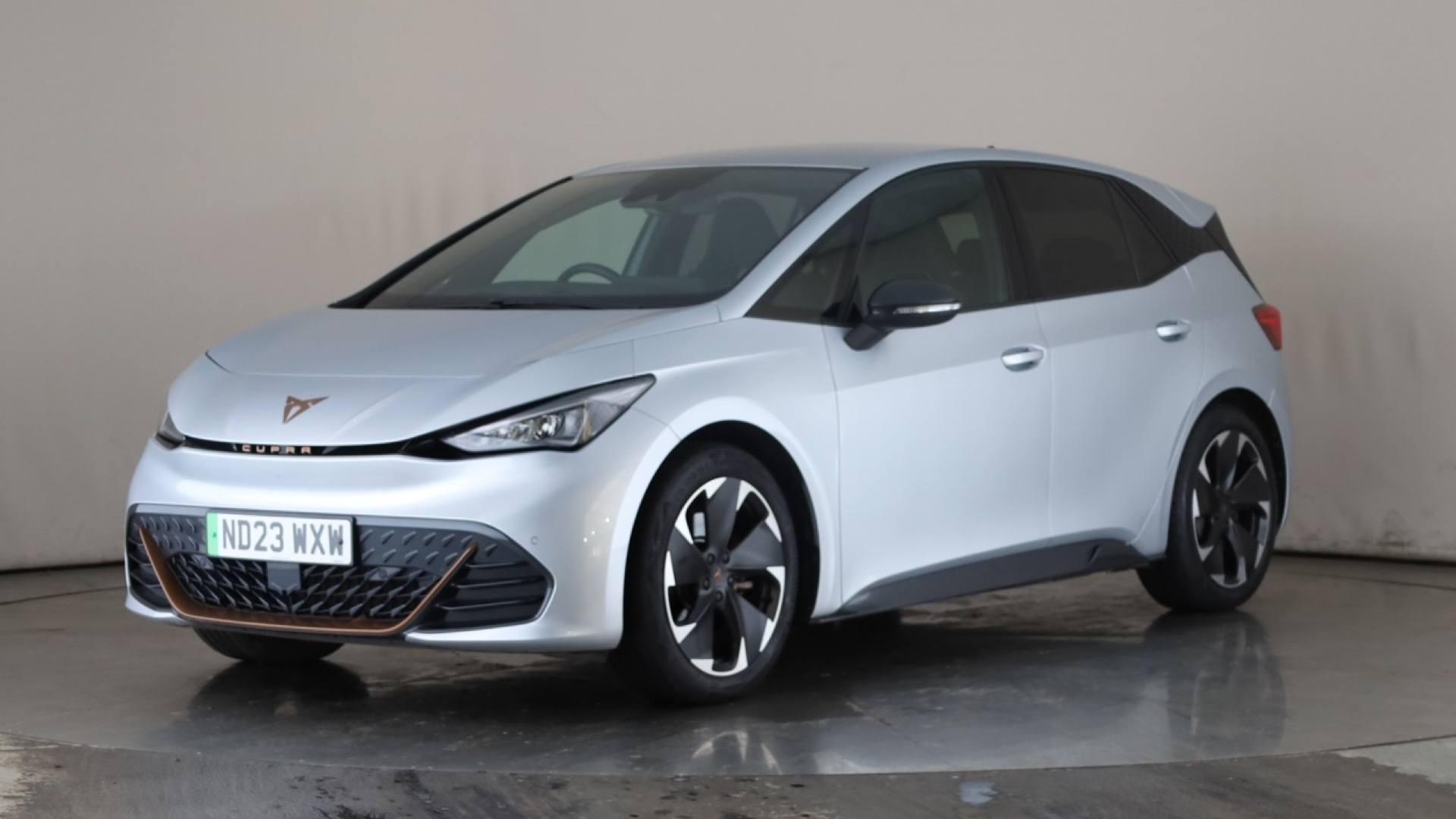 BORN ELECTRIC HATCHBACK 150kW V2 58kWh 5dr Auto
