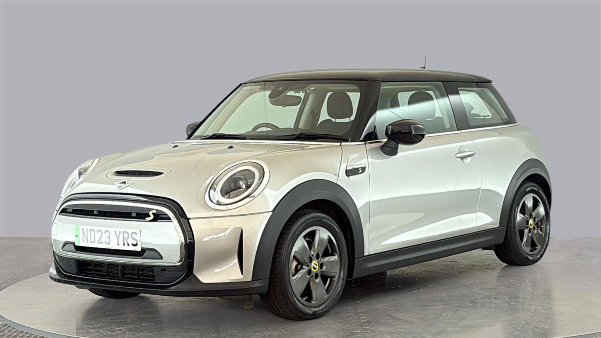 ELECTRIC HATCHBACK 135kW Cooper S Level 1 33kWh 3dr Auto