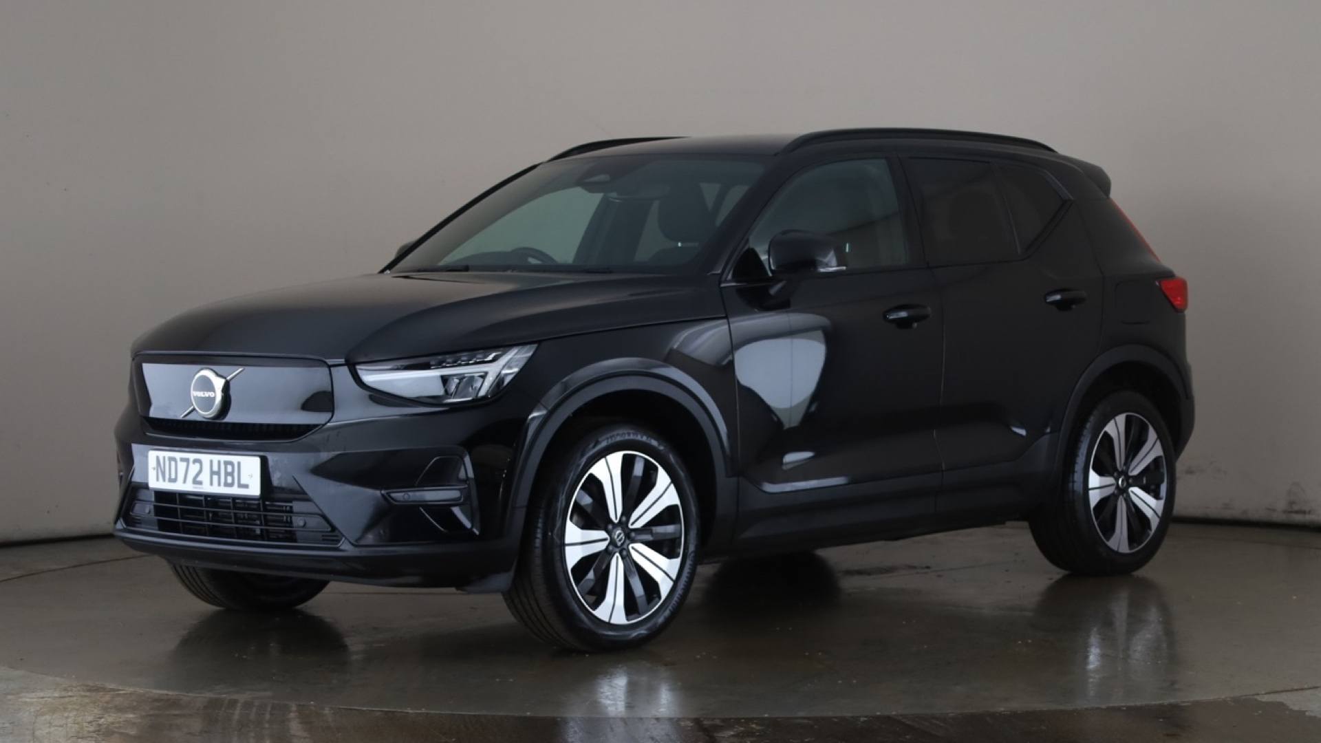 XC40 ELECTRIC ESTATE 170kW Recharge Core 69kWh 5dr Auto
