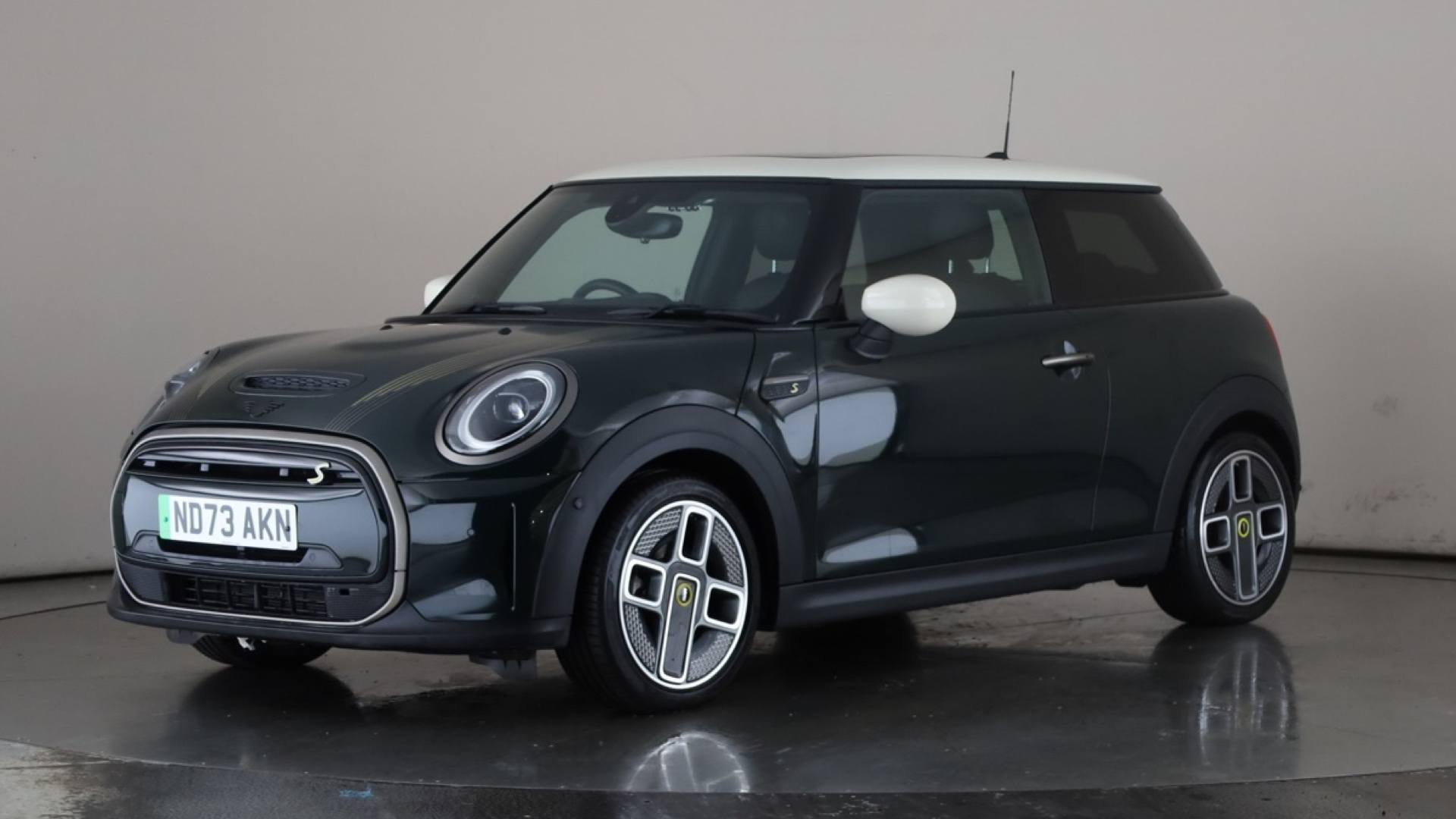 ELECTRIC HATCHBACK SPECIAL EDITION 135kW Cooper S Resolute Edition 33kWh 3dr Auto