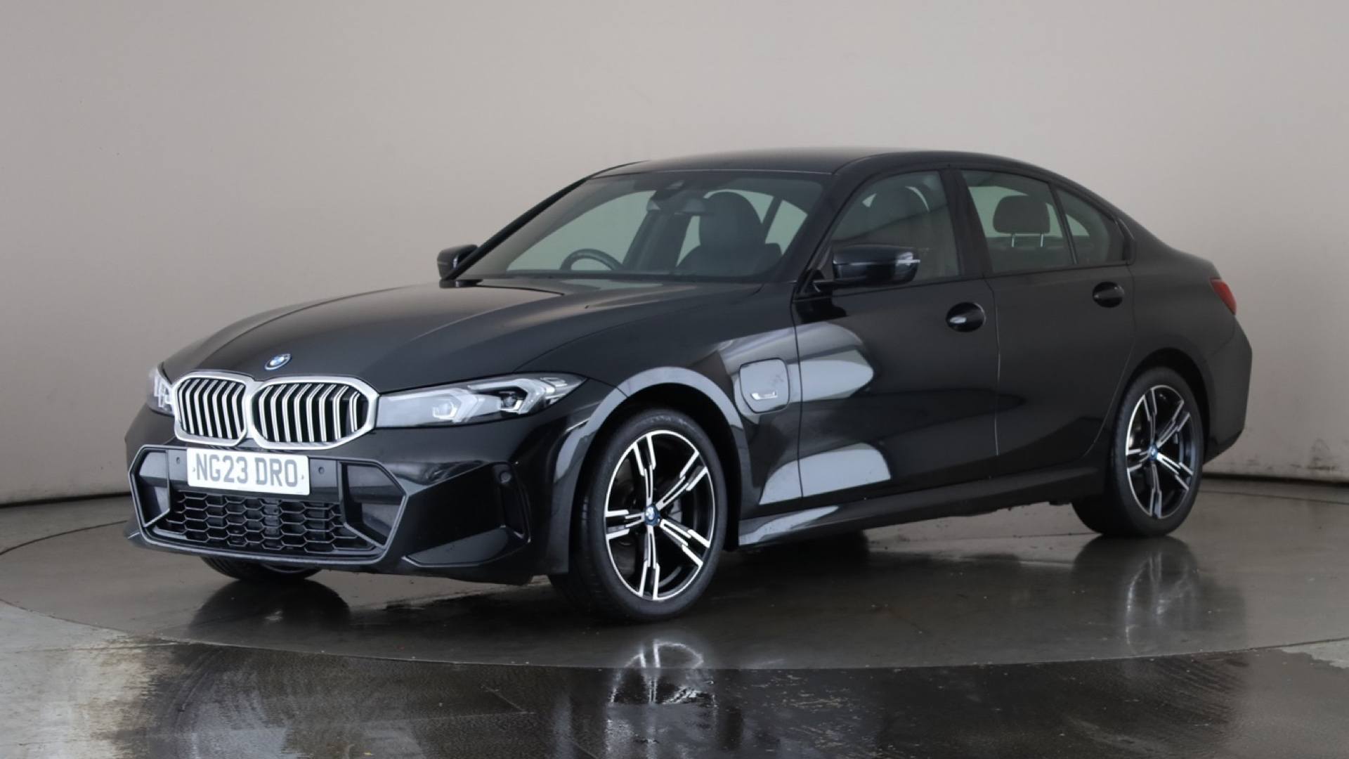 3 SERIES SALOON 330e M Sport 4dr Step Auto