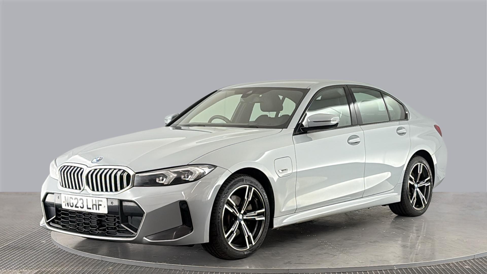 3 SERIES SALOON 330e M Sport 4dr Step Auto