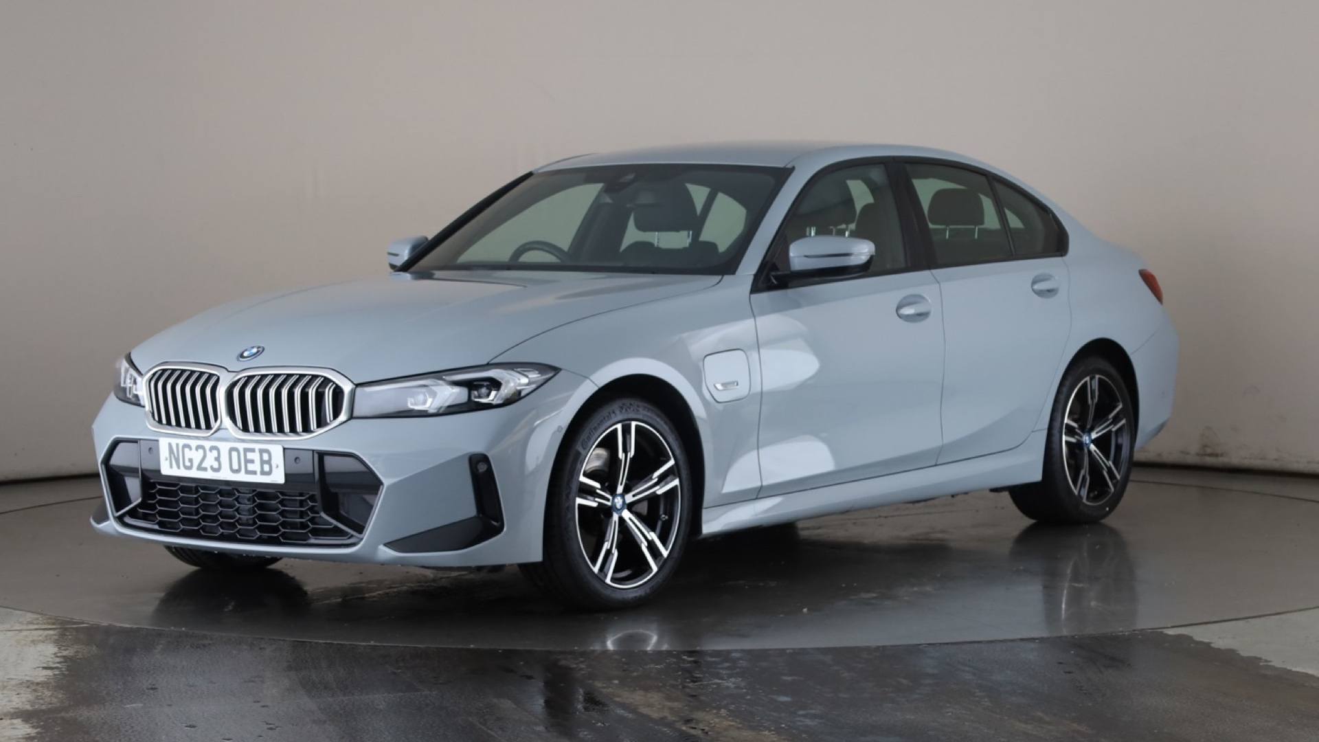 3 SERIES SALOON 330e M Sport 4dr Step Auto