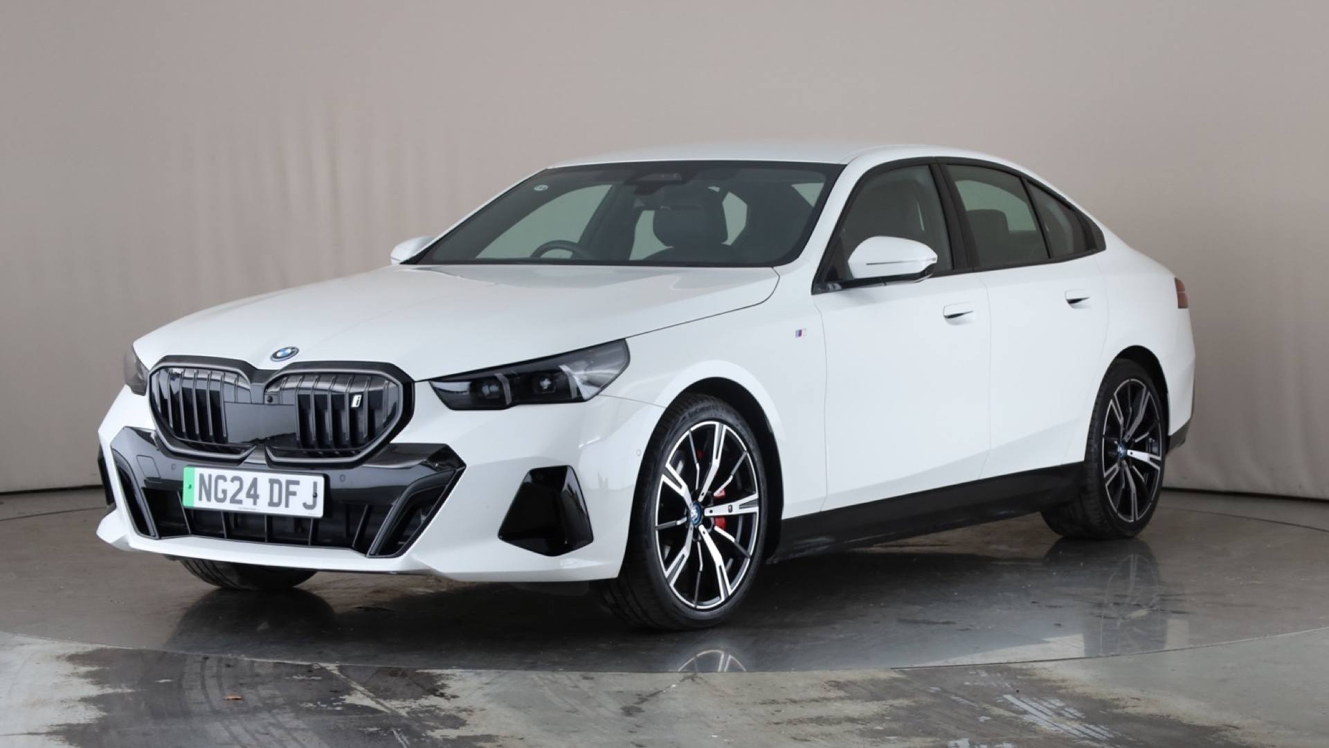 i5 4dr SaloonElec eDrive40 M Spt Pro [84kWh][Cmft+Pk][T+ Pk] Auto 340ps (2023-  )
