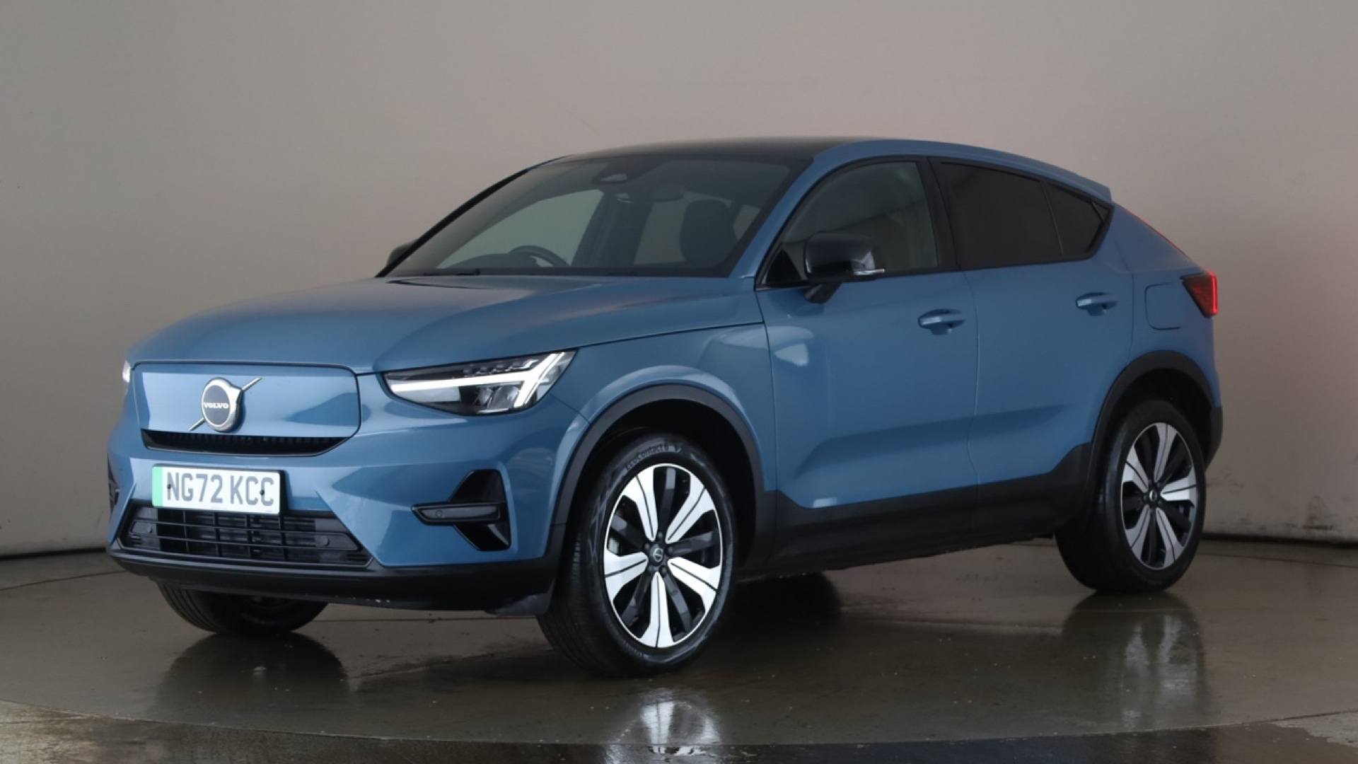 C40 ESTATE 170kW Recharge Core 69kWh 5dr Auto