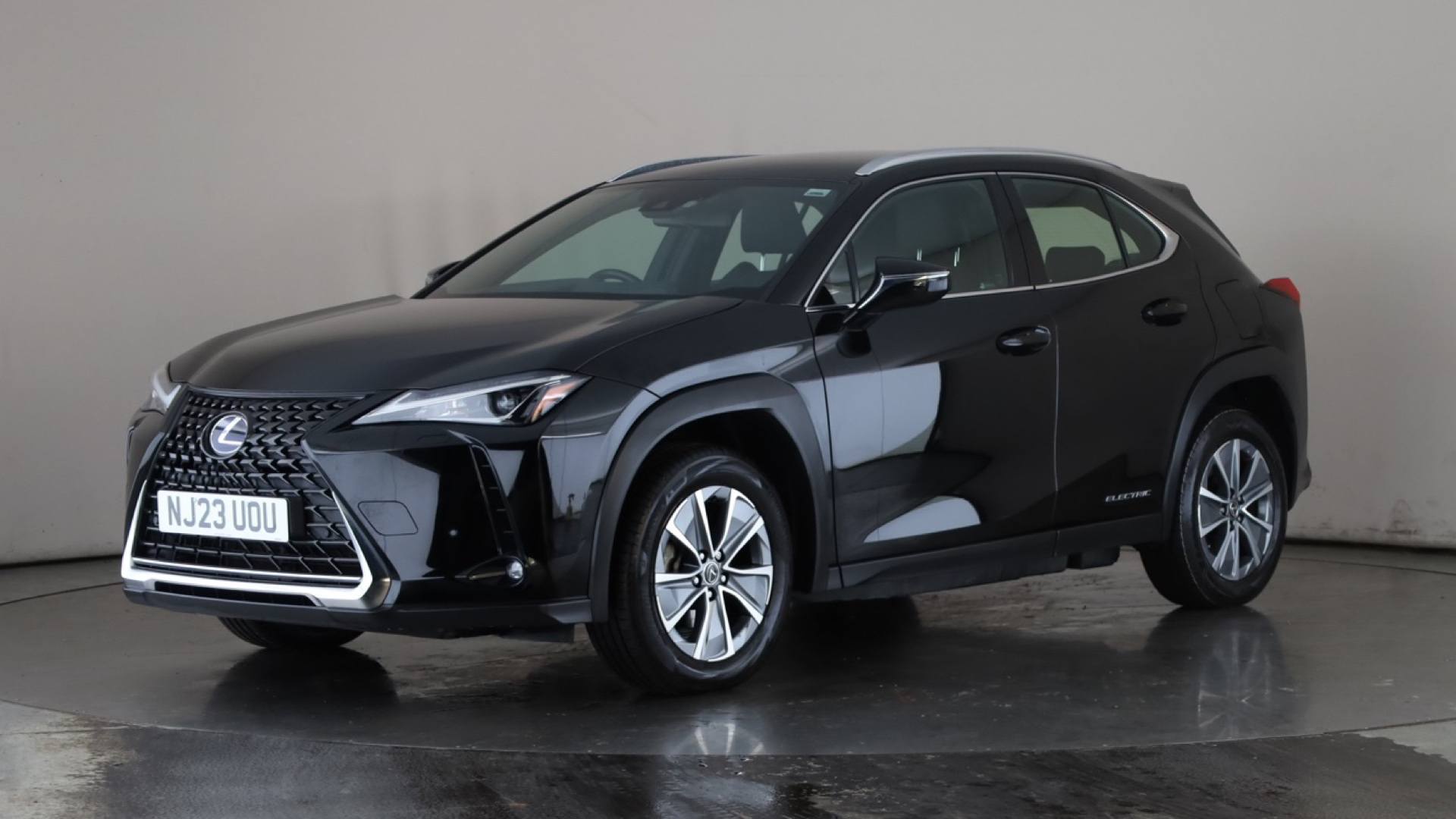 UX ELECTRIC HATCHBACK 300e 150kW 54.3 kWh 5dr E-CVT