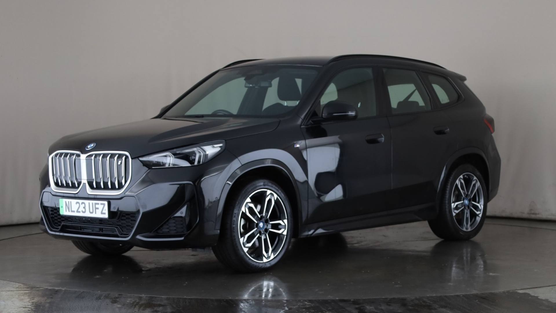 iX1 ELECTRIC ESTATE 230kW xDrive30 M Sport 65kWh 5dr Auto [22kWCh]