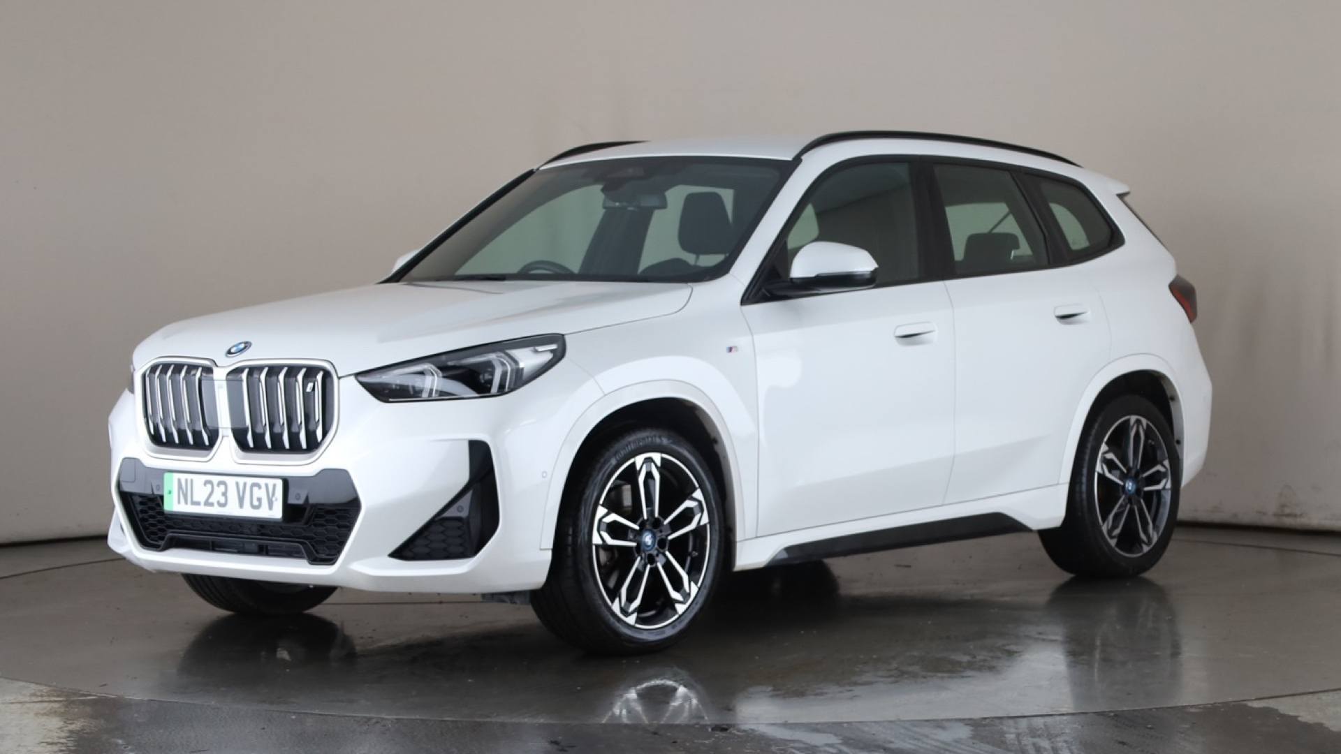 iX1 ELECTRIC ESTATE 230kW xDrive30 M Sport 65kWh 5dr Auto [22kWCh]