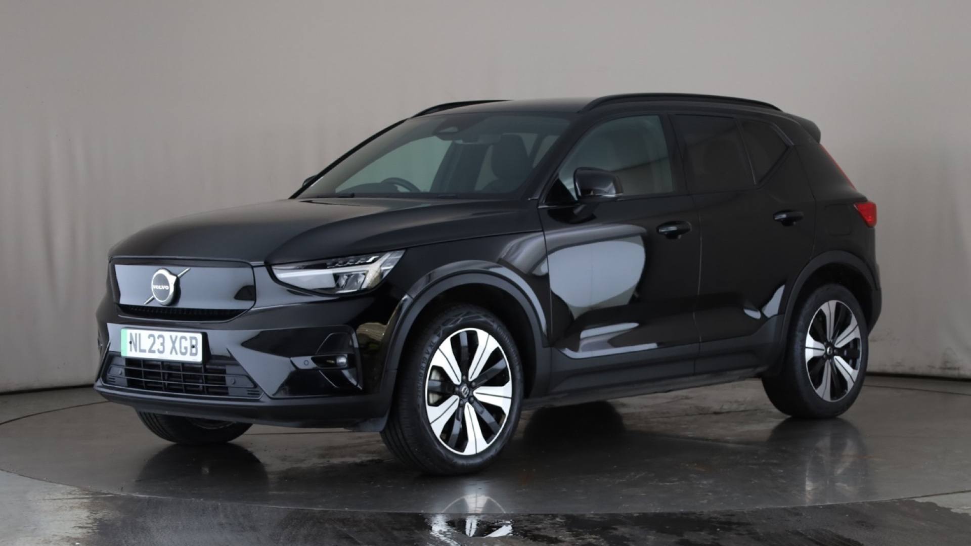 XC40 ELECTRIC ESTATE 170kW Recharge Plus 69kWh 5dr Auto